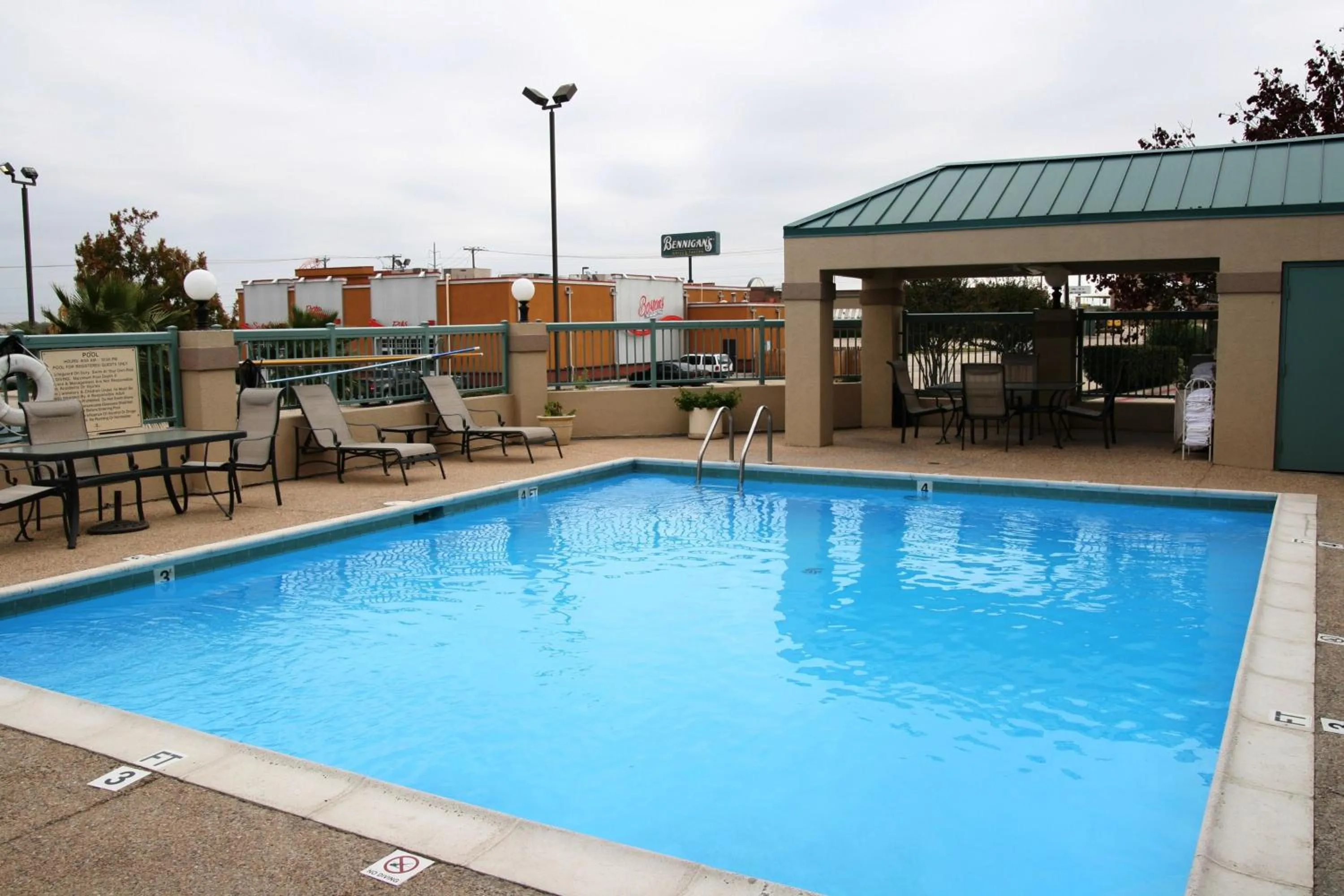 Swimming Pool in Hampton Inn Killeen