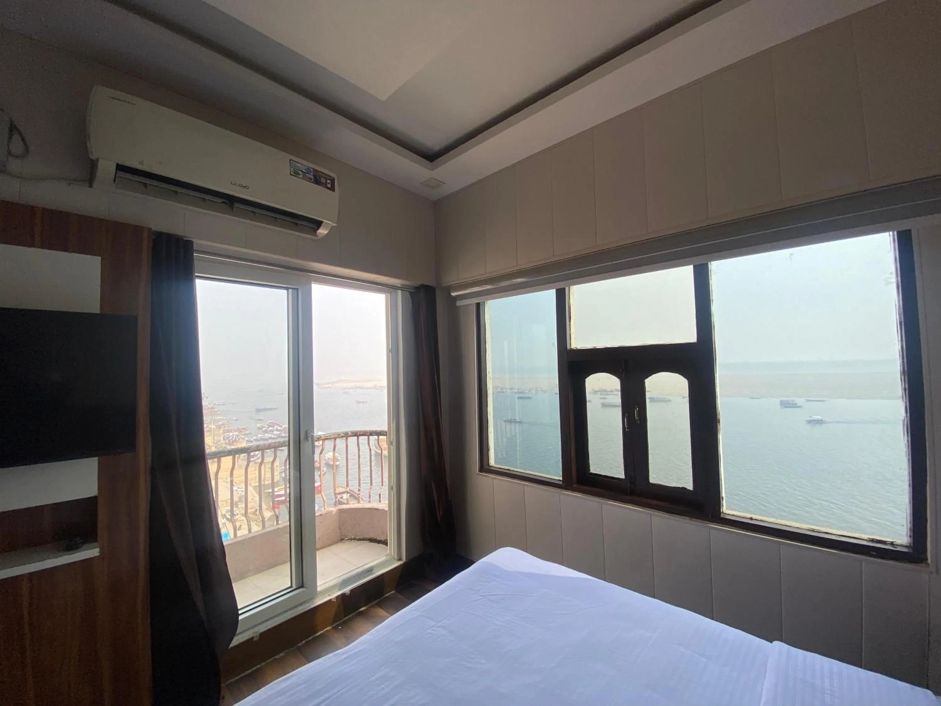 View (from property/room), Sea View in Hotel Sita (place on the heritage ghats of benaras)