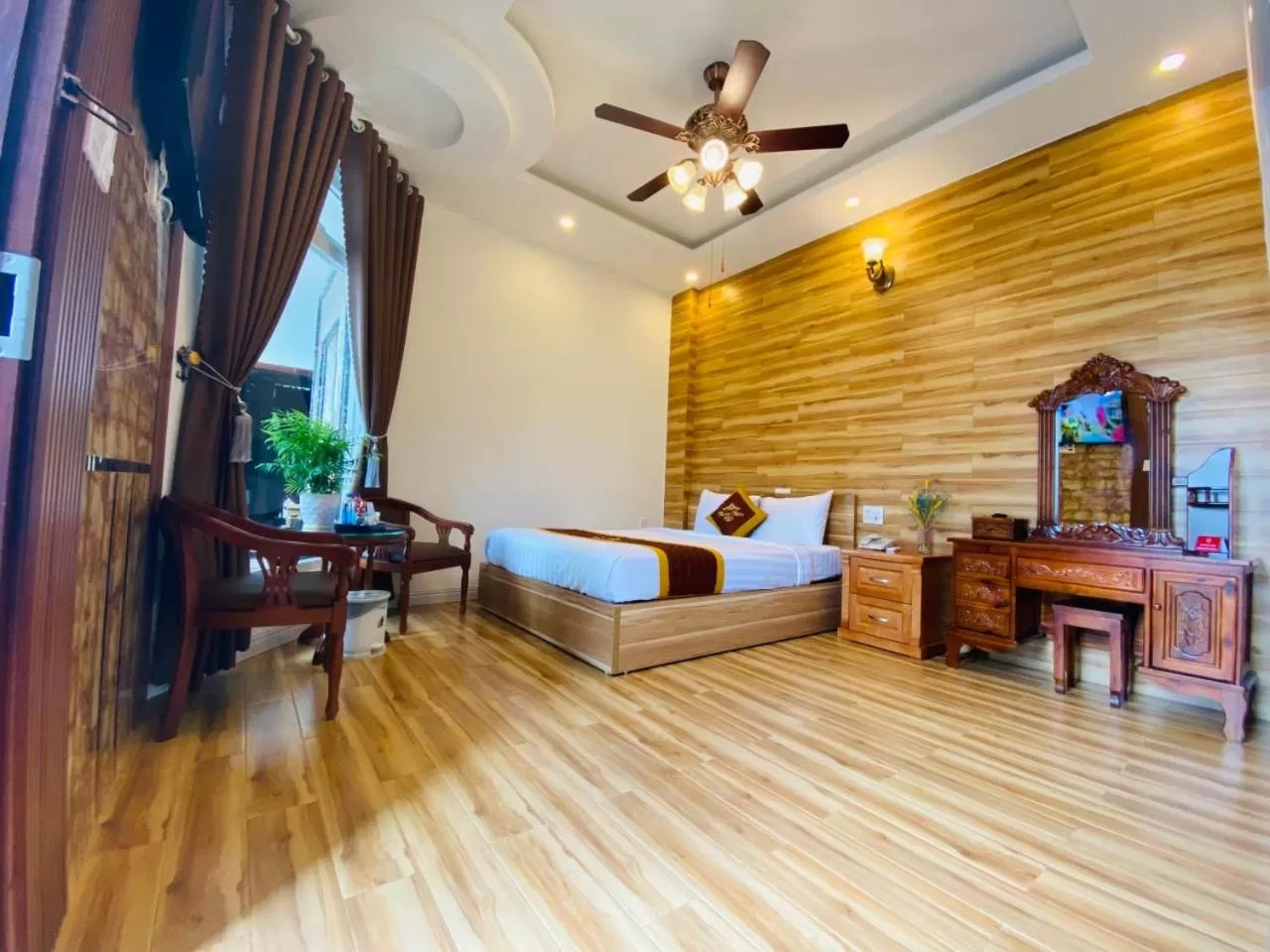 Superior Double Room in Thanh Thuy Hotel