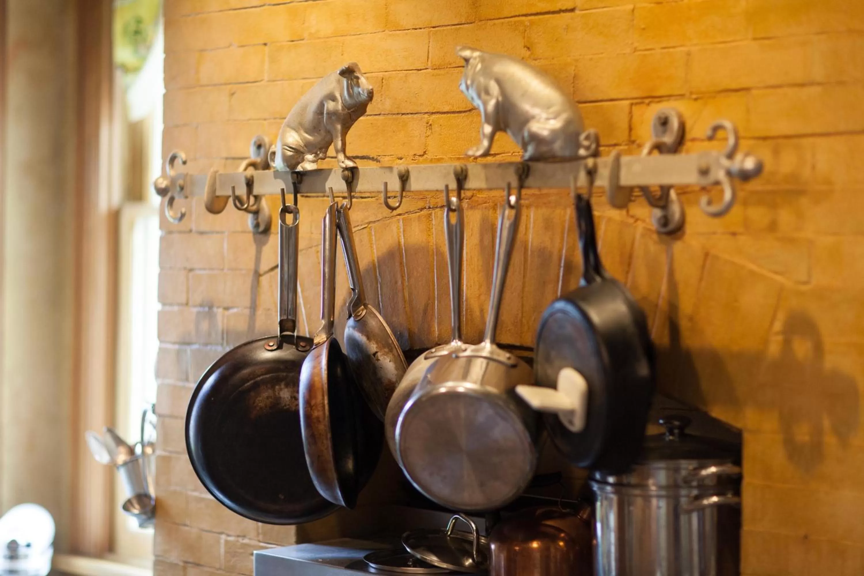 Restaurant/places to eat in 10 Clarke