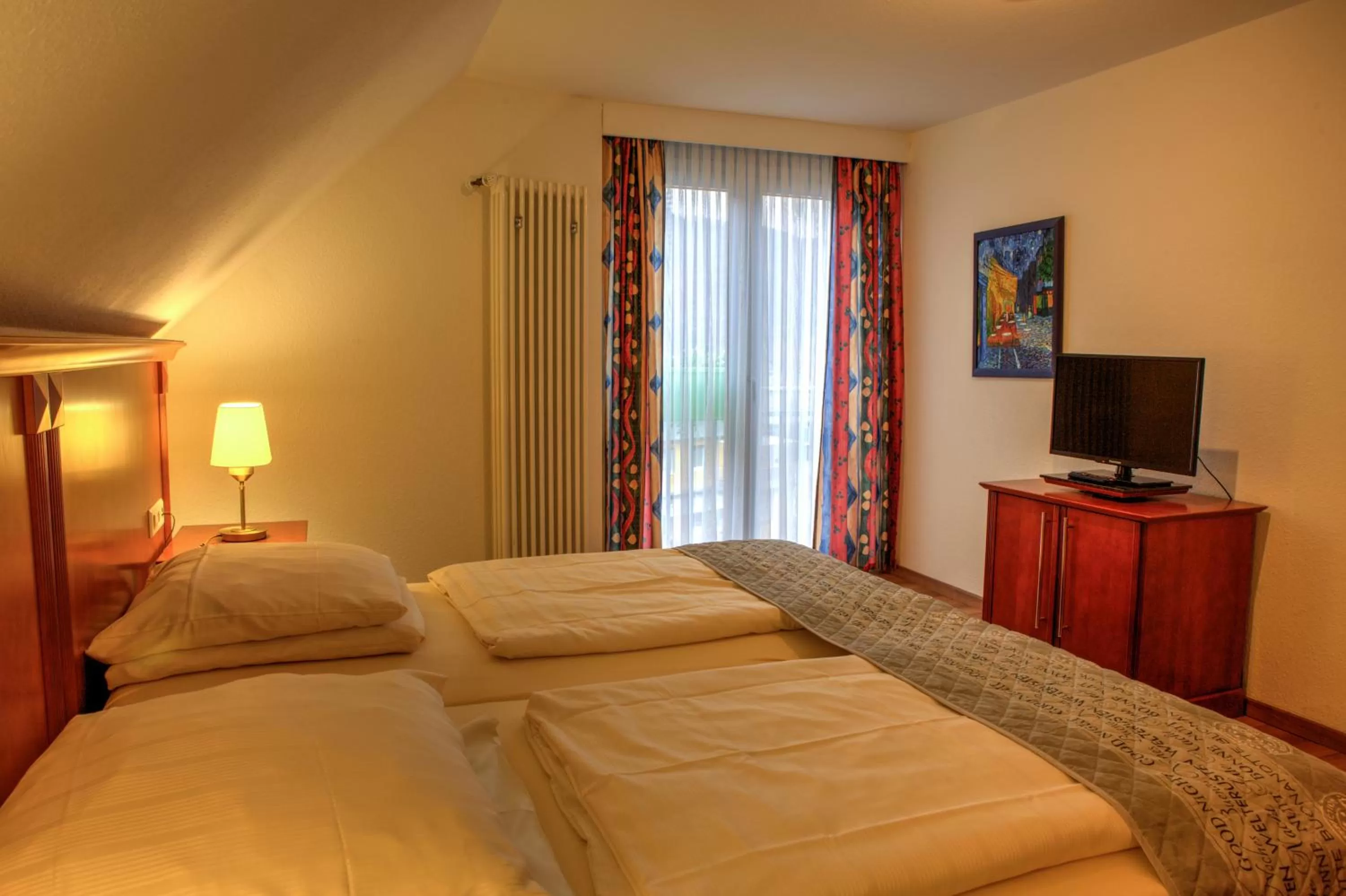 Photo of the whole room, Bed in Moselromantik Hotel Am Panoramabogen