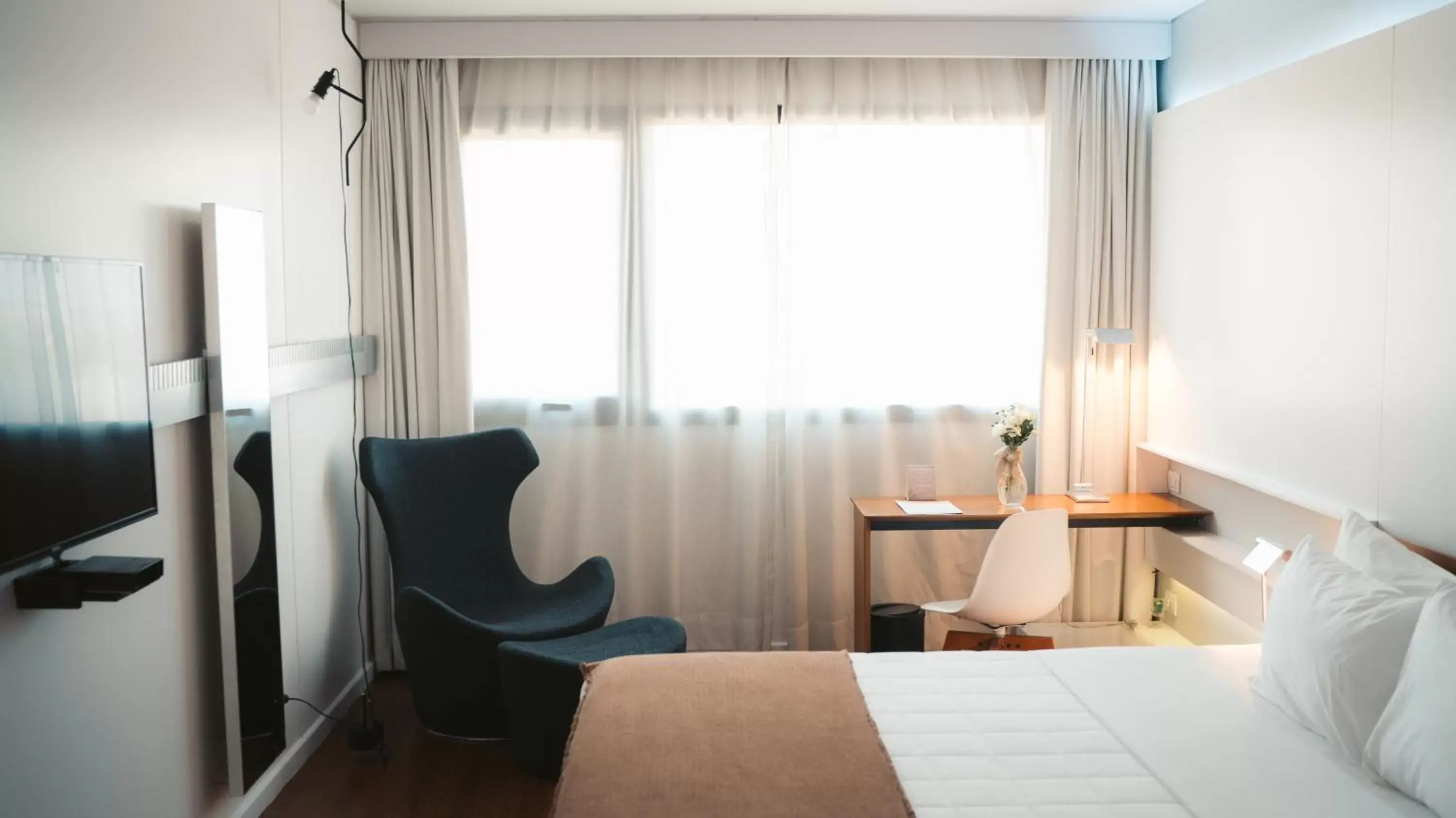 King Room - Disability Access in Esplendor by Wyndham Asuncion King Room - Disability Access in Esplendor by Wyndham Asuncion