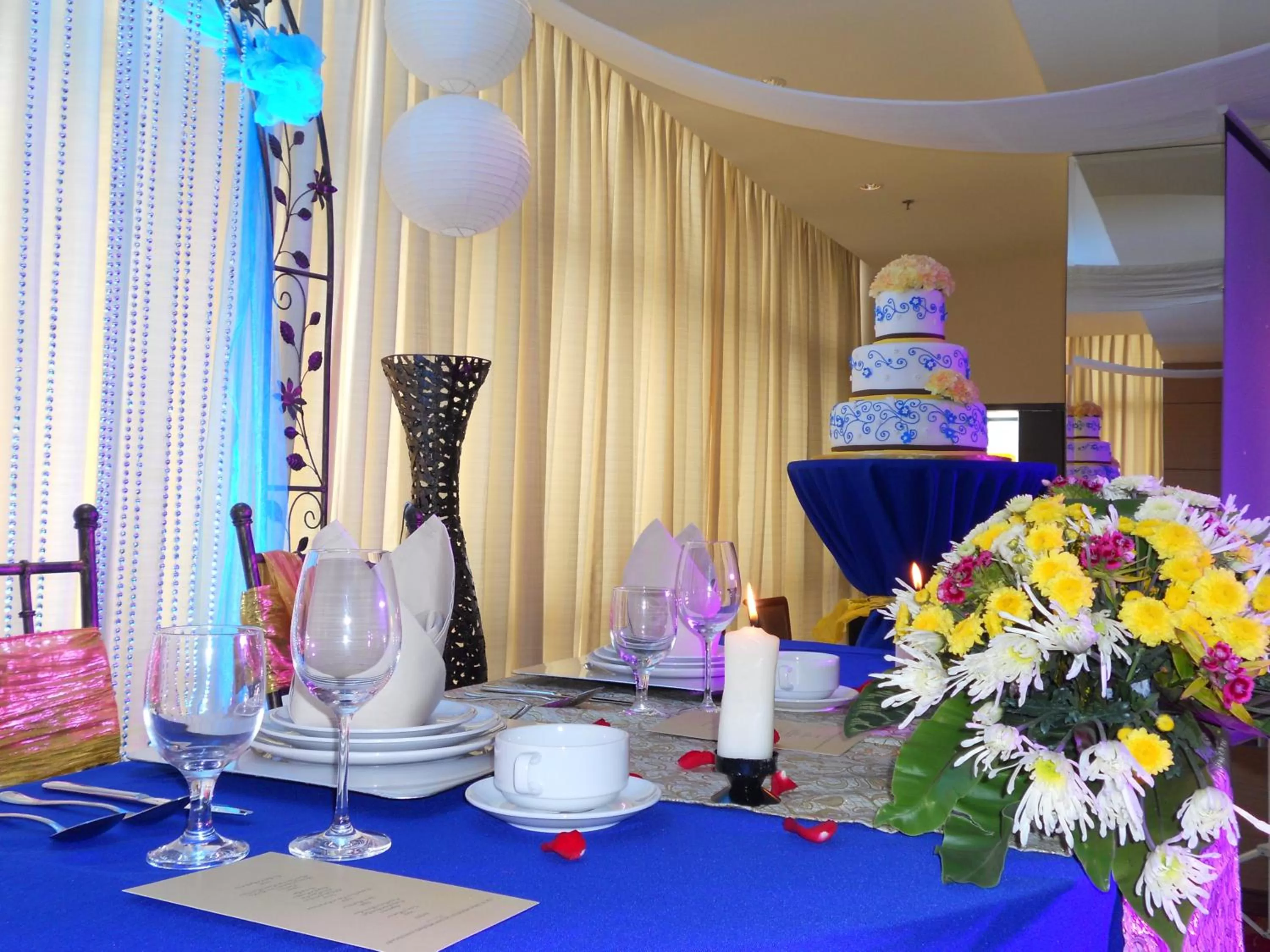 Banquet/Function facilities in ACE Hotel and Suites