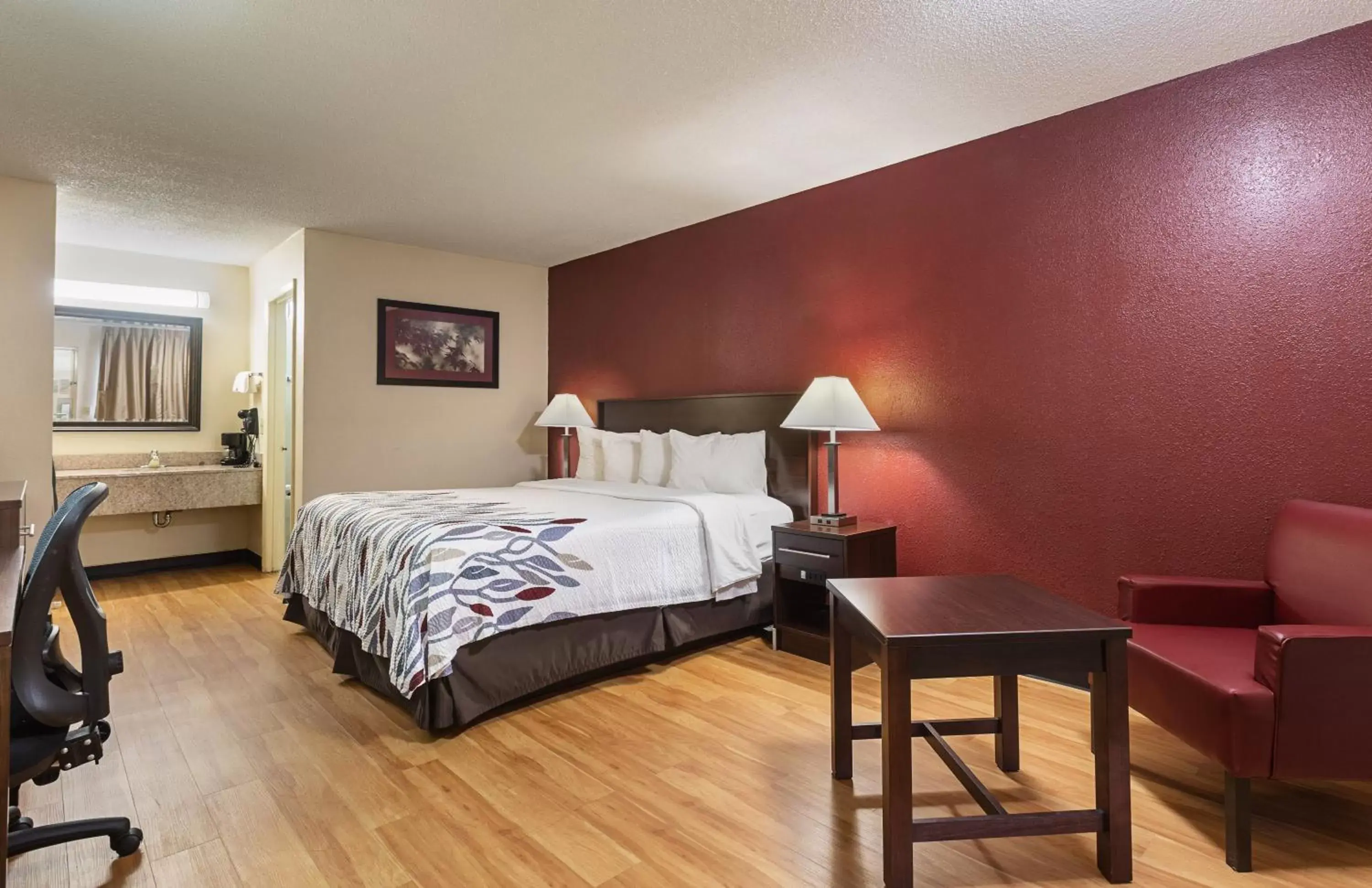 Deluxe Queen Room - Non-Smoking in Red Roof Inn Hardeeville Deluxe Queen Room - Non-Smoking in Red Roof Inn Hardeeville