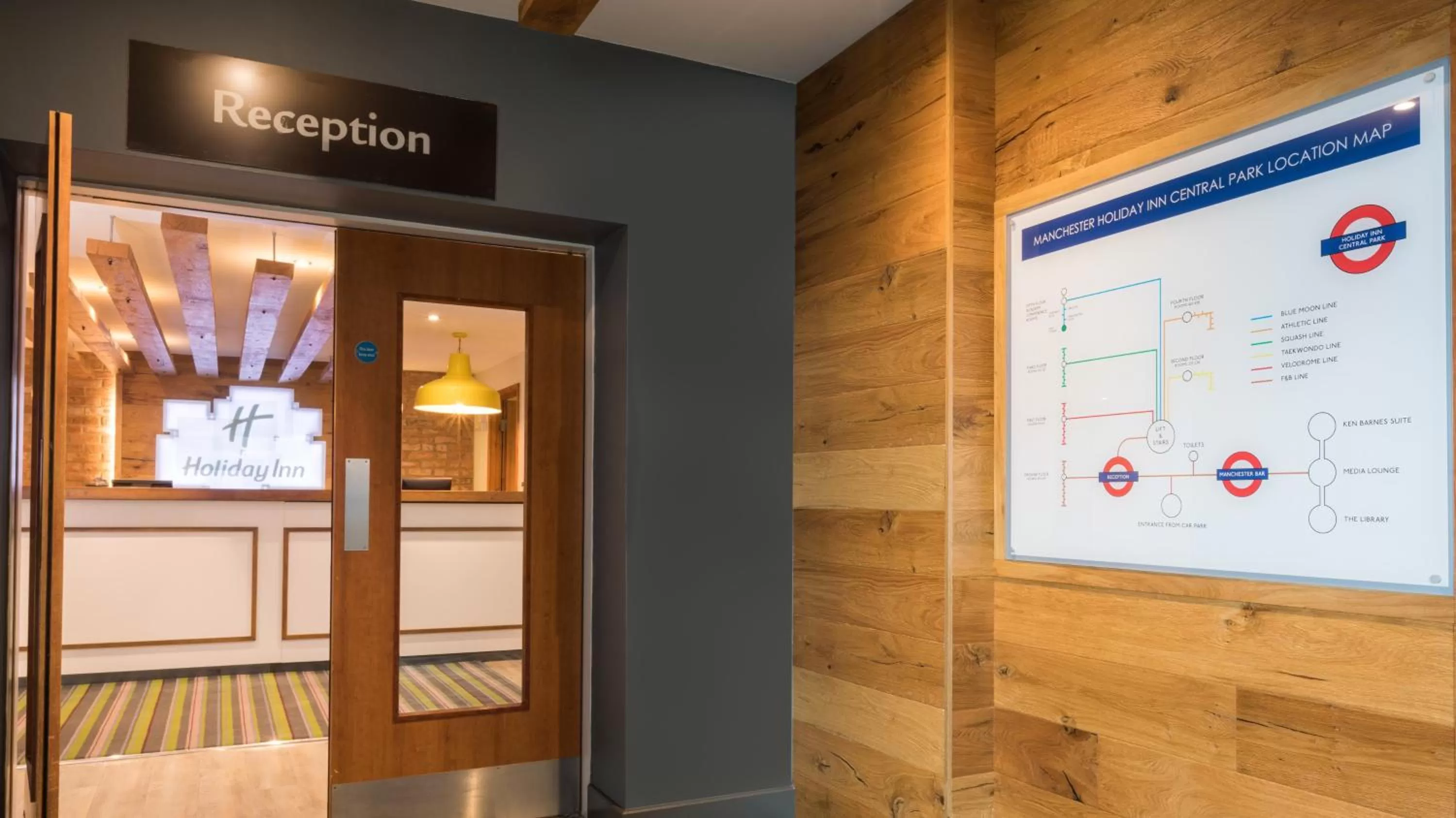 Lobby or reception in Holiday Inn Manchester - Central Park, an IHG Hotel