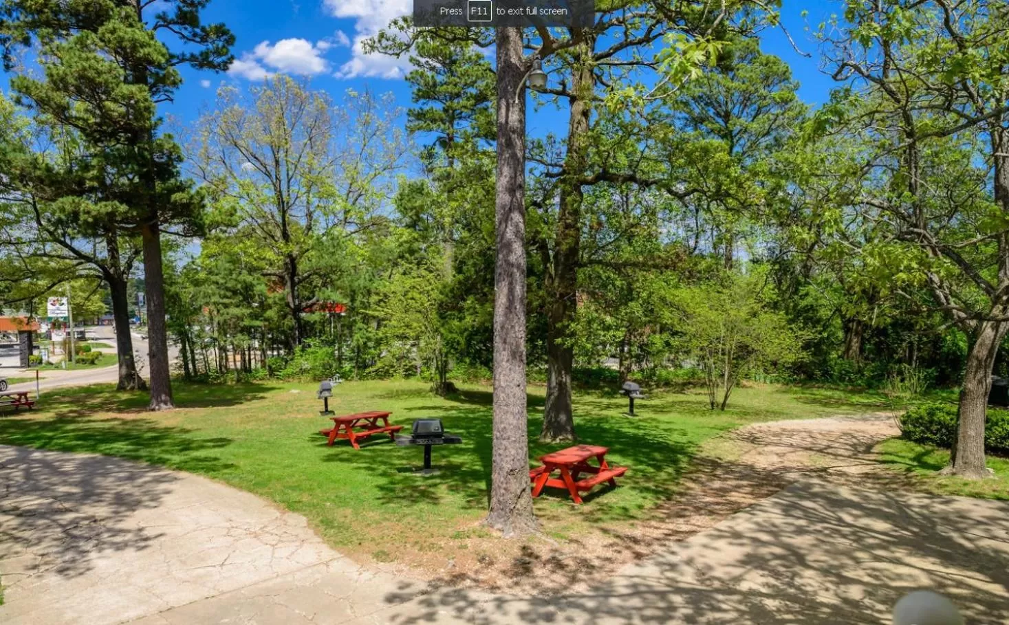 Property building, Garden in Land O Nod Inn