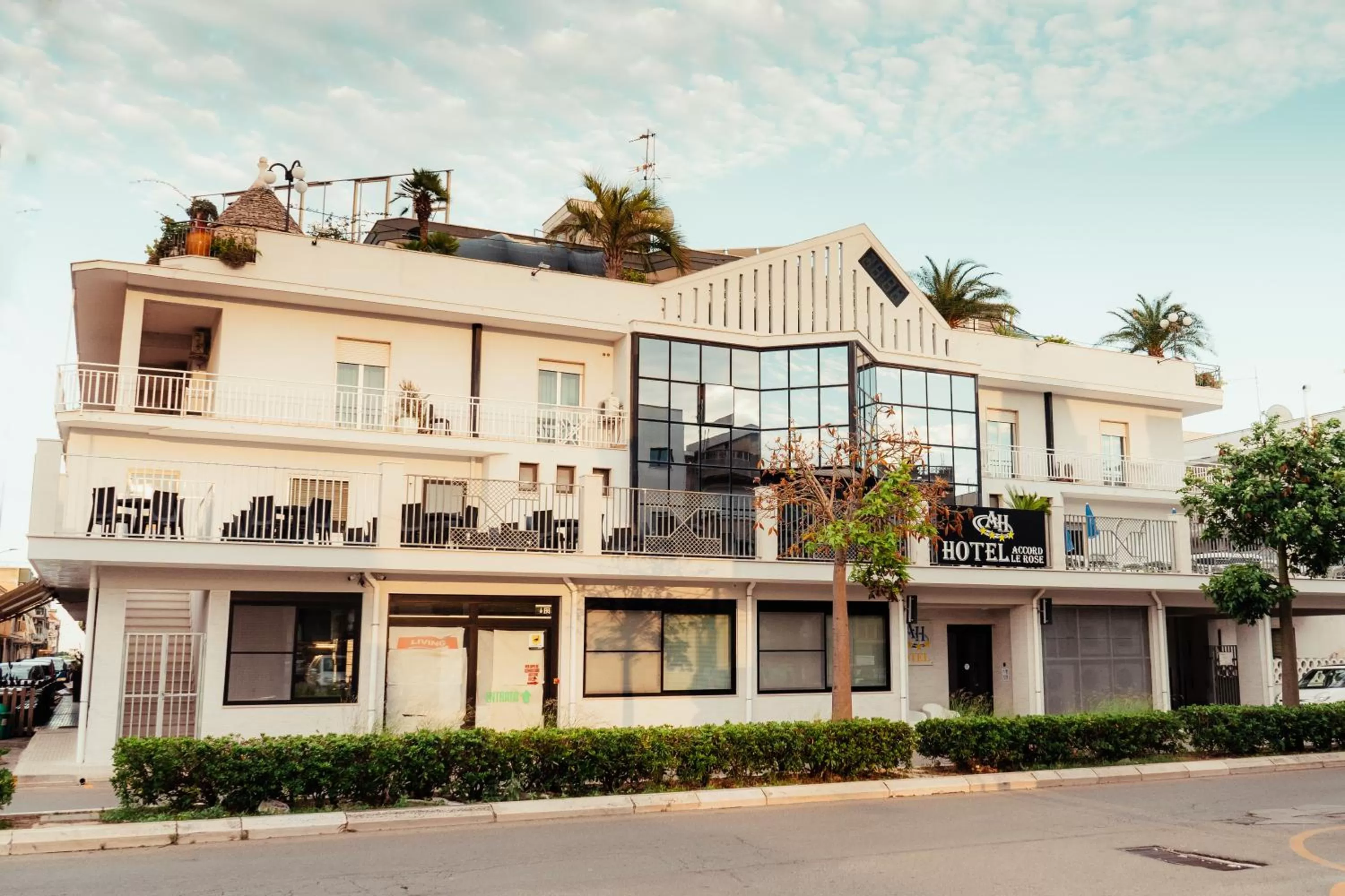 Property building in Accord Le Rose