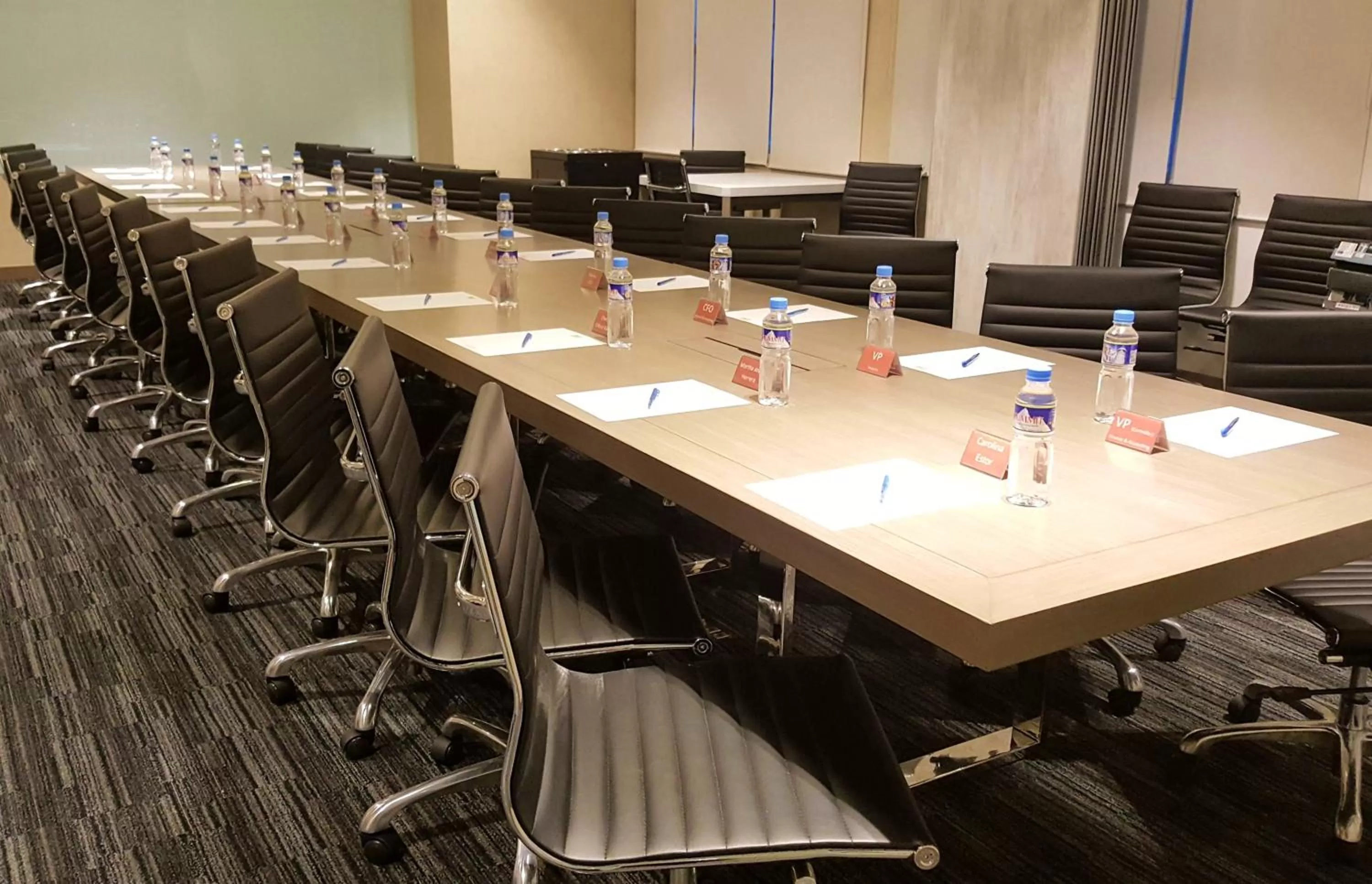 Meeting/conference room in The Mini Suites Eton Tower Makati