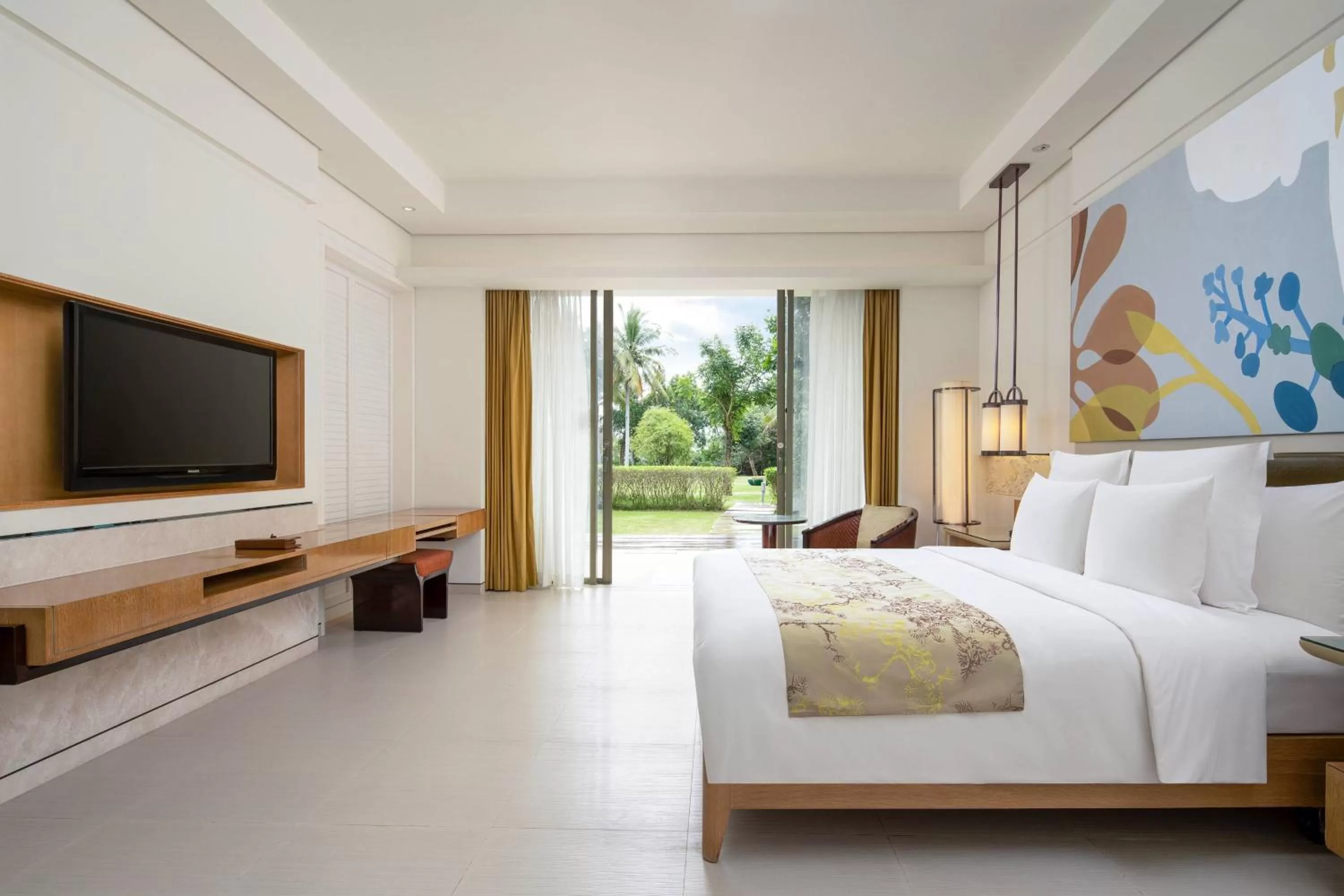 Bedroom, Bed in Renaissance Sanya Haitang Bay Resort