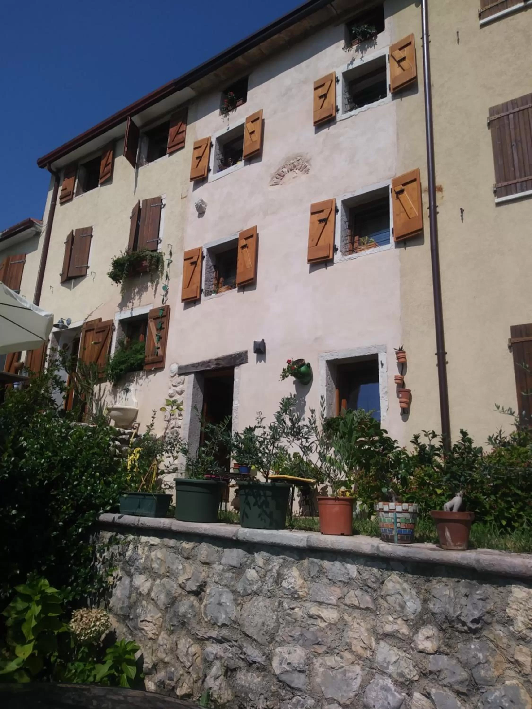 Property building in Poggio del Sole