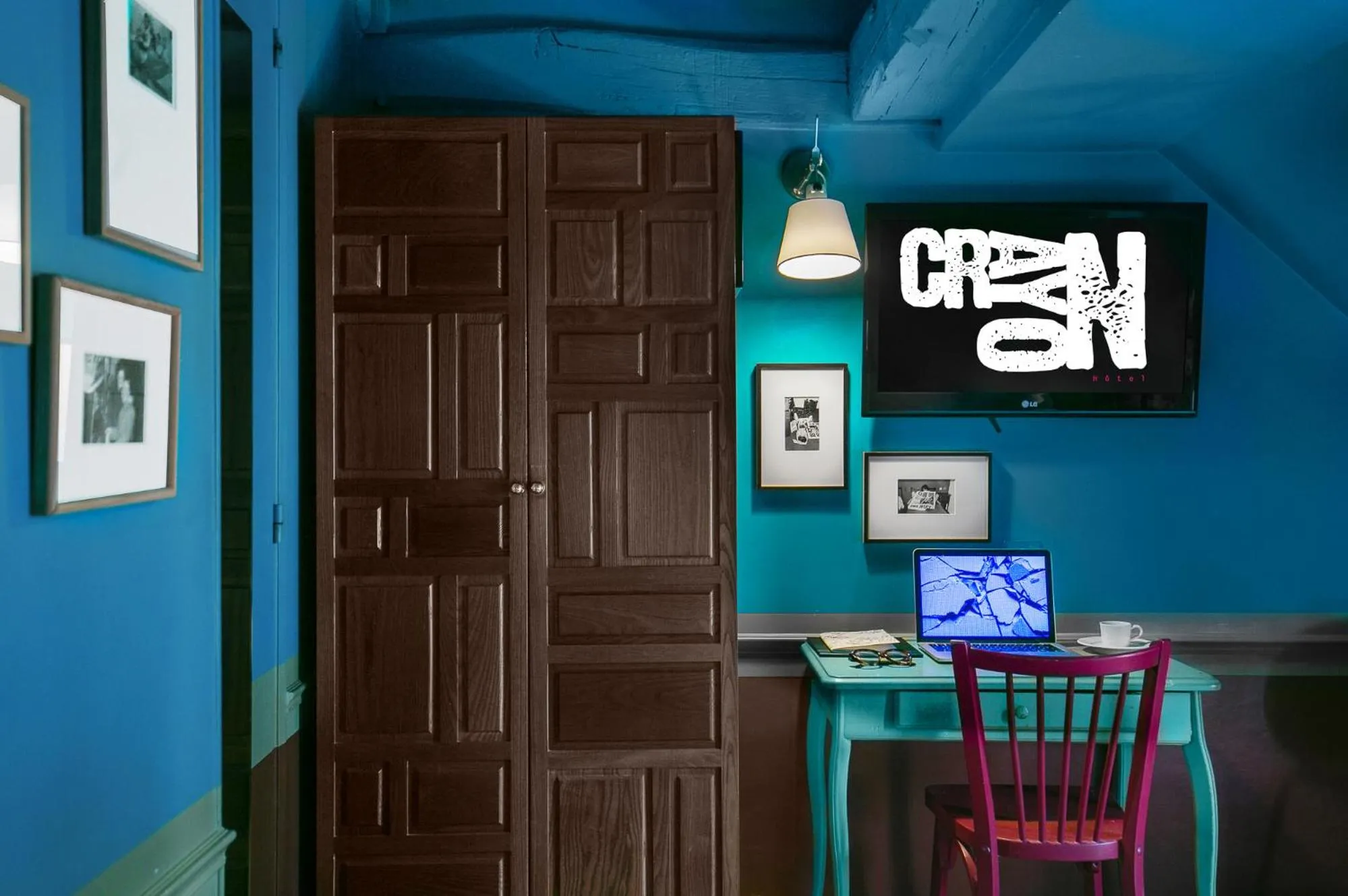 Photo of the whole room in Hôtel Crayon