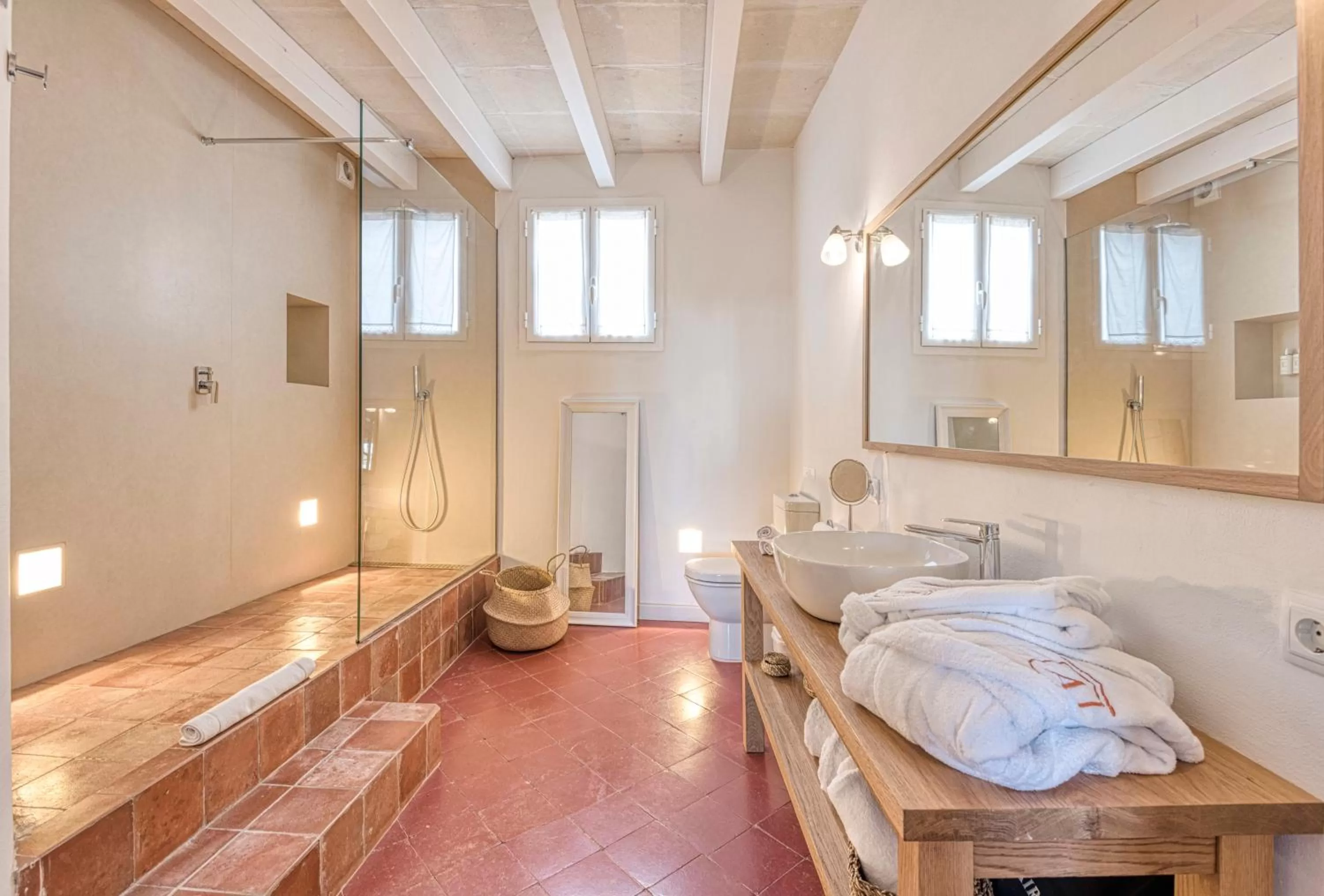 Bathroom, Bed in Can Alberti 1740 Boutique Hotel