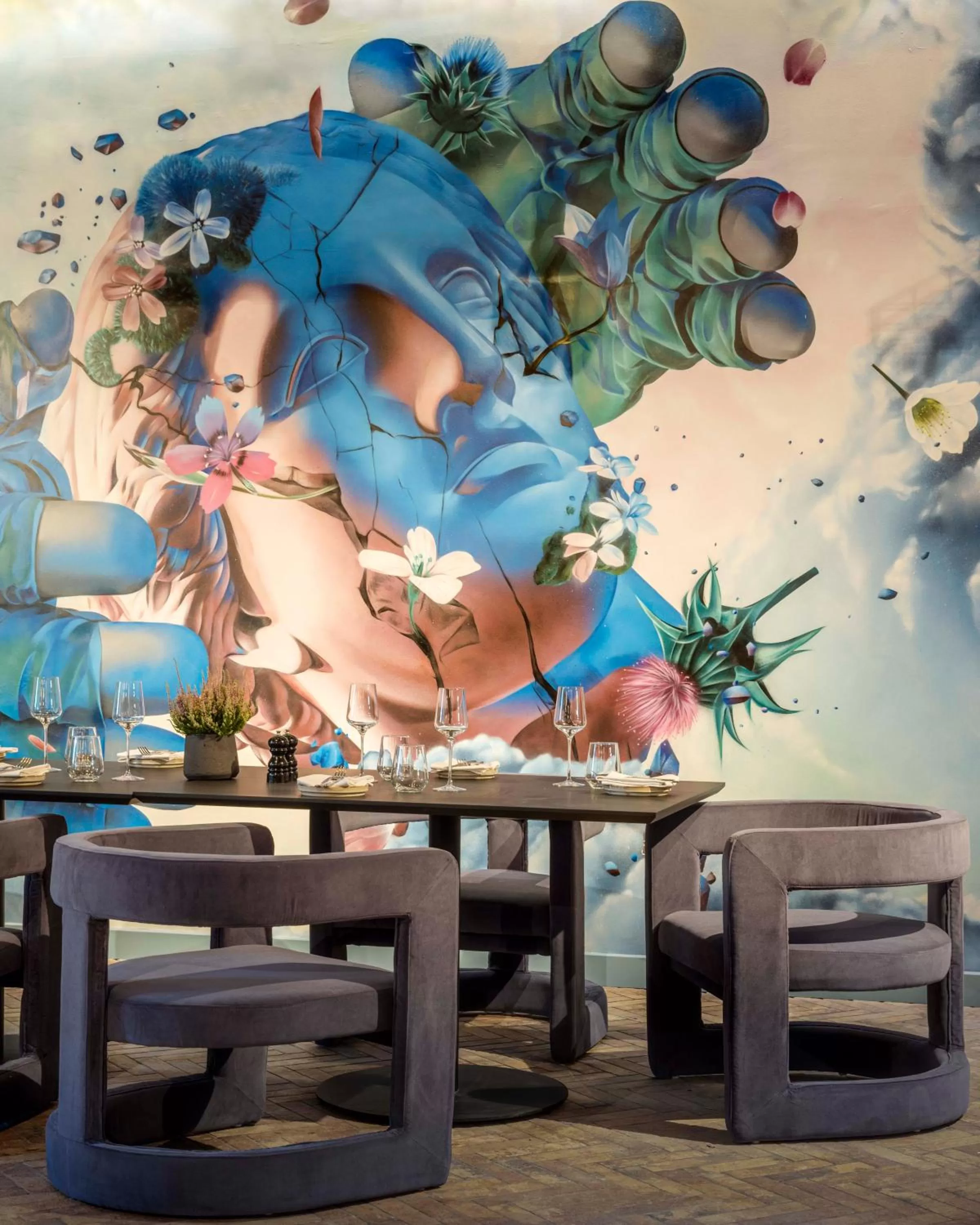 Restaurant/places to eat in Virgin Hotels Edinburgh