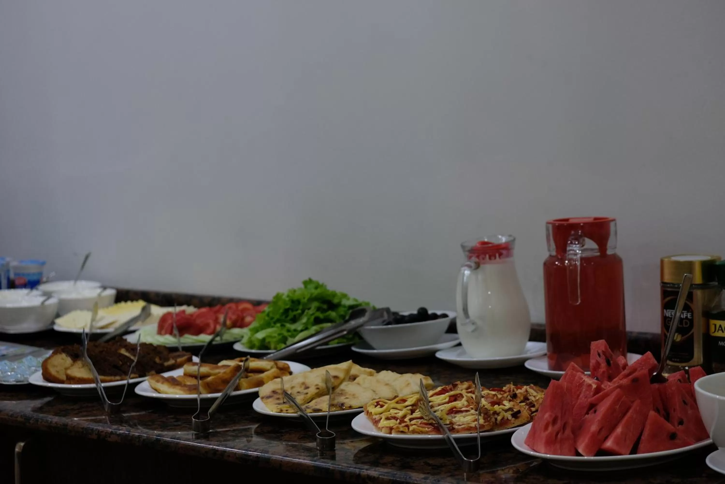 Food and drinks in Eiffel Hotel