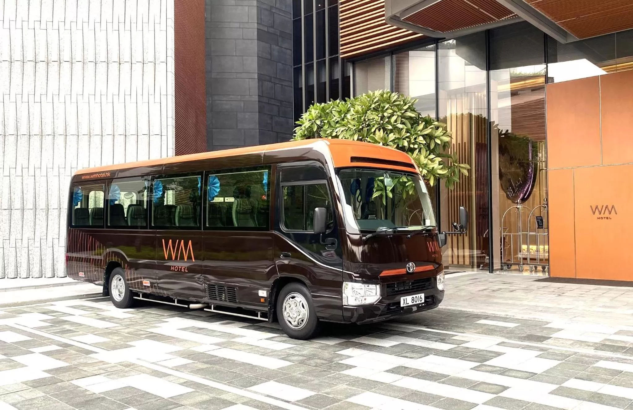 shuttle in WM Hotel Hong Kong, Vignette Collection