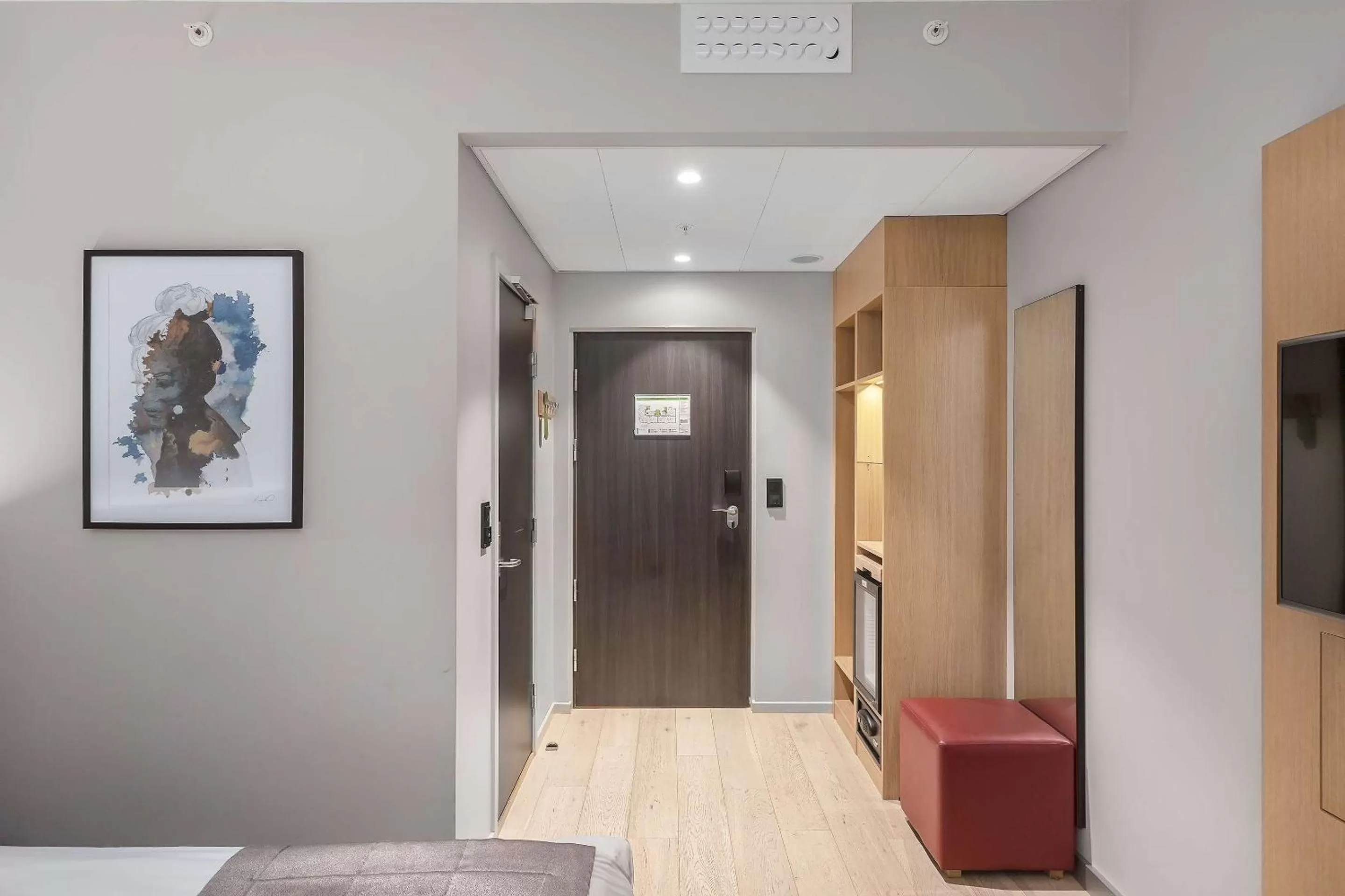 Bedroom in Bergen Harbour Hotel, WorldHotels Crafted