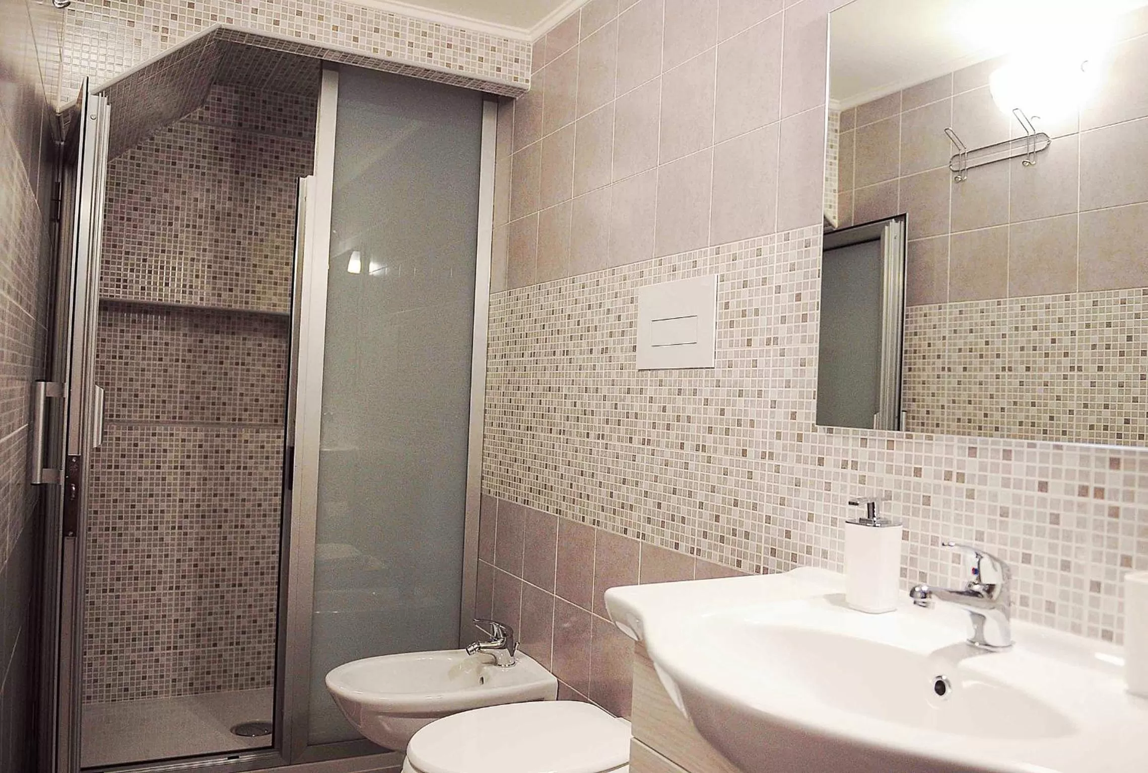 Bathroom in Obelisco