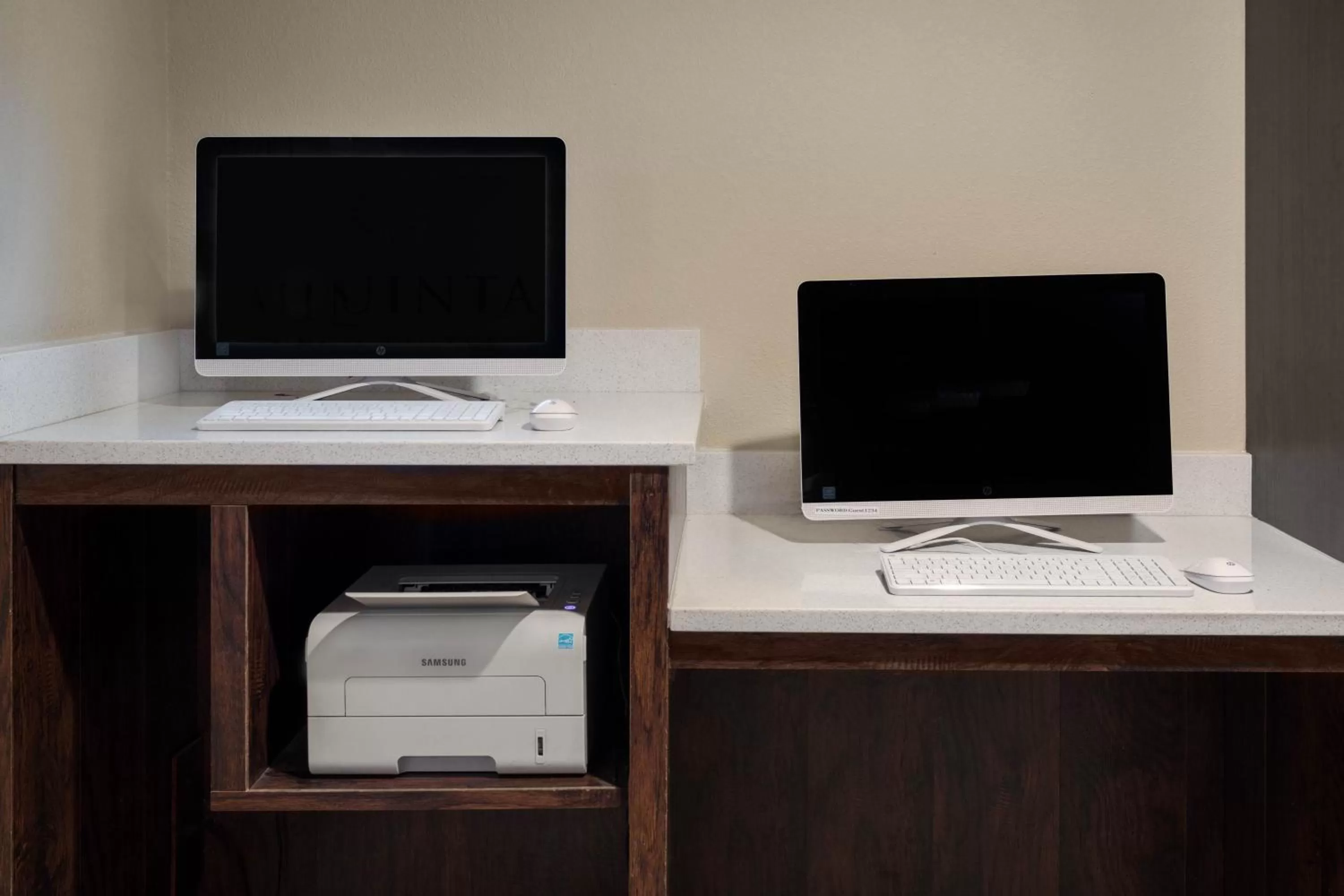 TV and multimedia in La Quinta by Wyndham Henderson-Northeast Denver