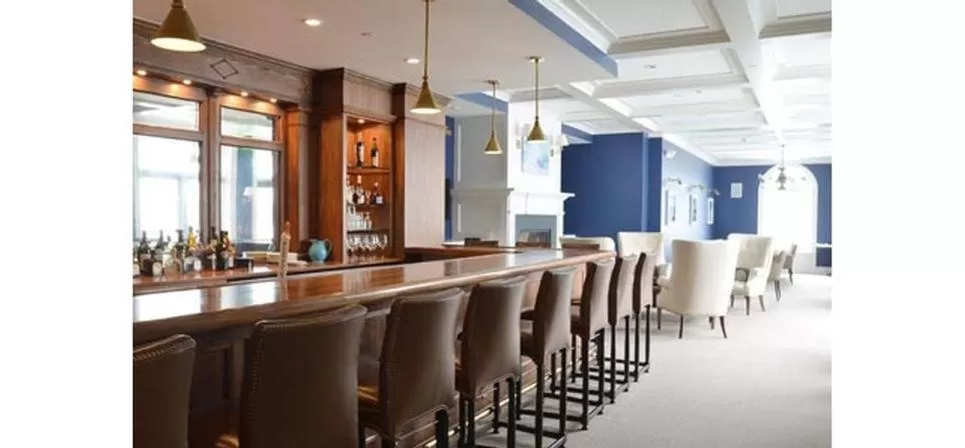 Lounge or bar in The Quogue Club