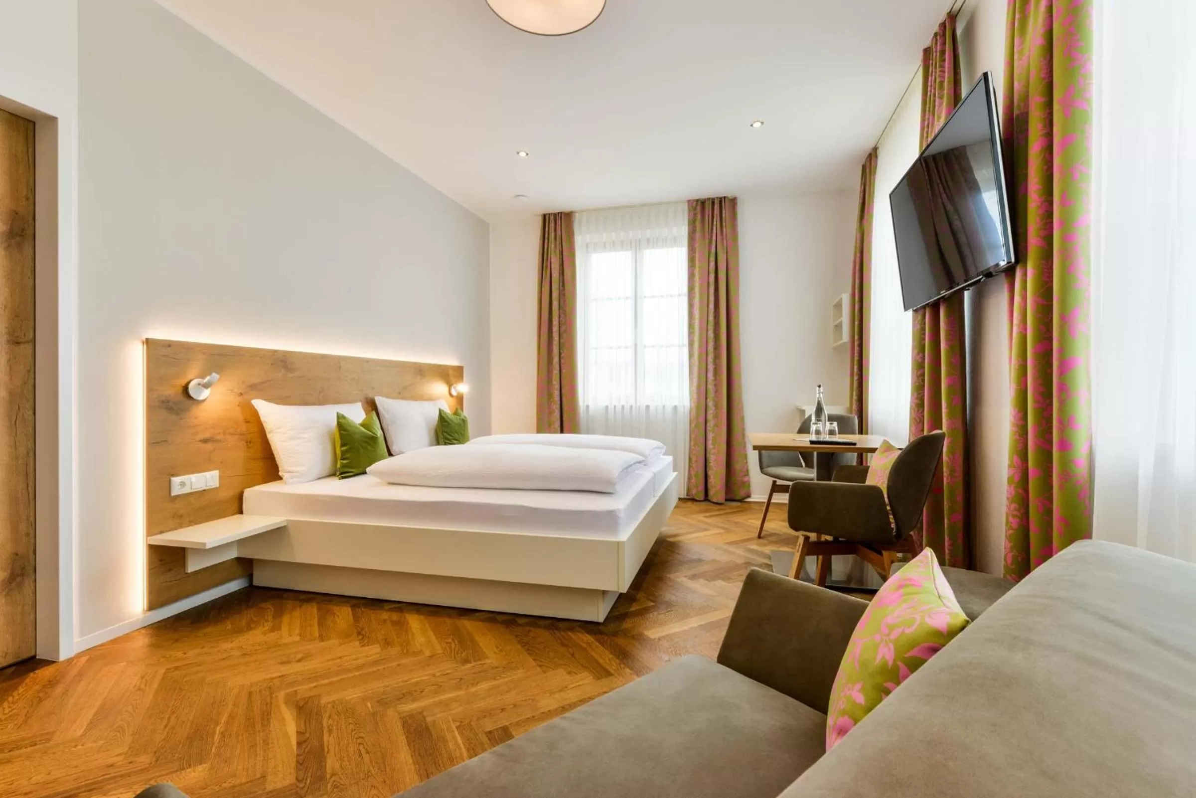 TV/Entertainment Center in Bett´n Glück - Übernachtung & Frühstück