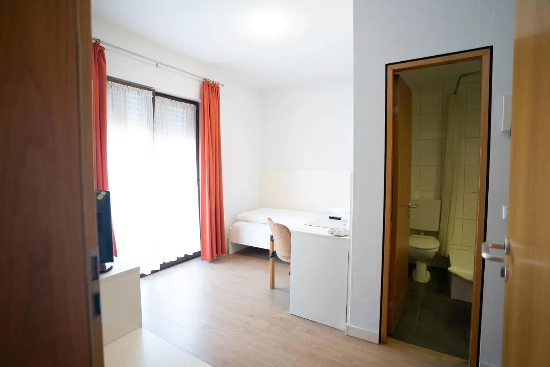 Single Room in AP Hotel Viernheim am Kapellenberg Single Room in AP Hotel Viernheim am Kapellenberg