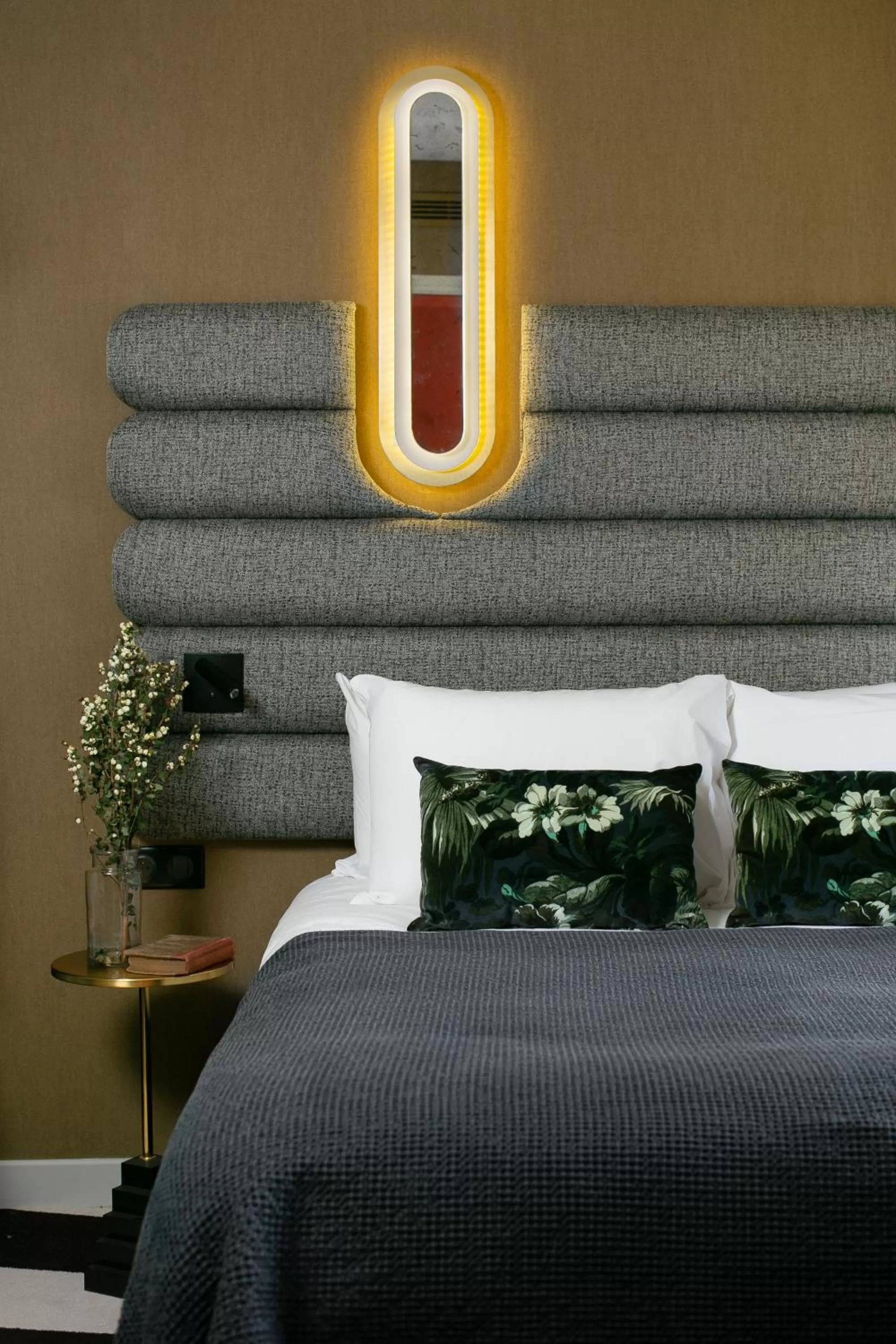 Bedroom, Bed in La Planque Hotel