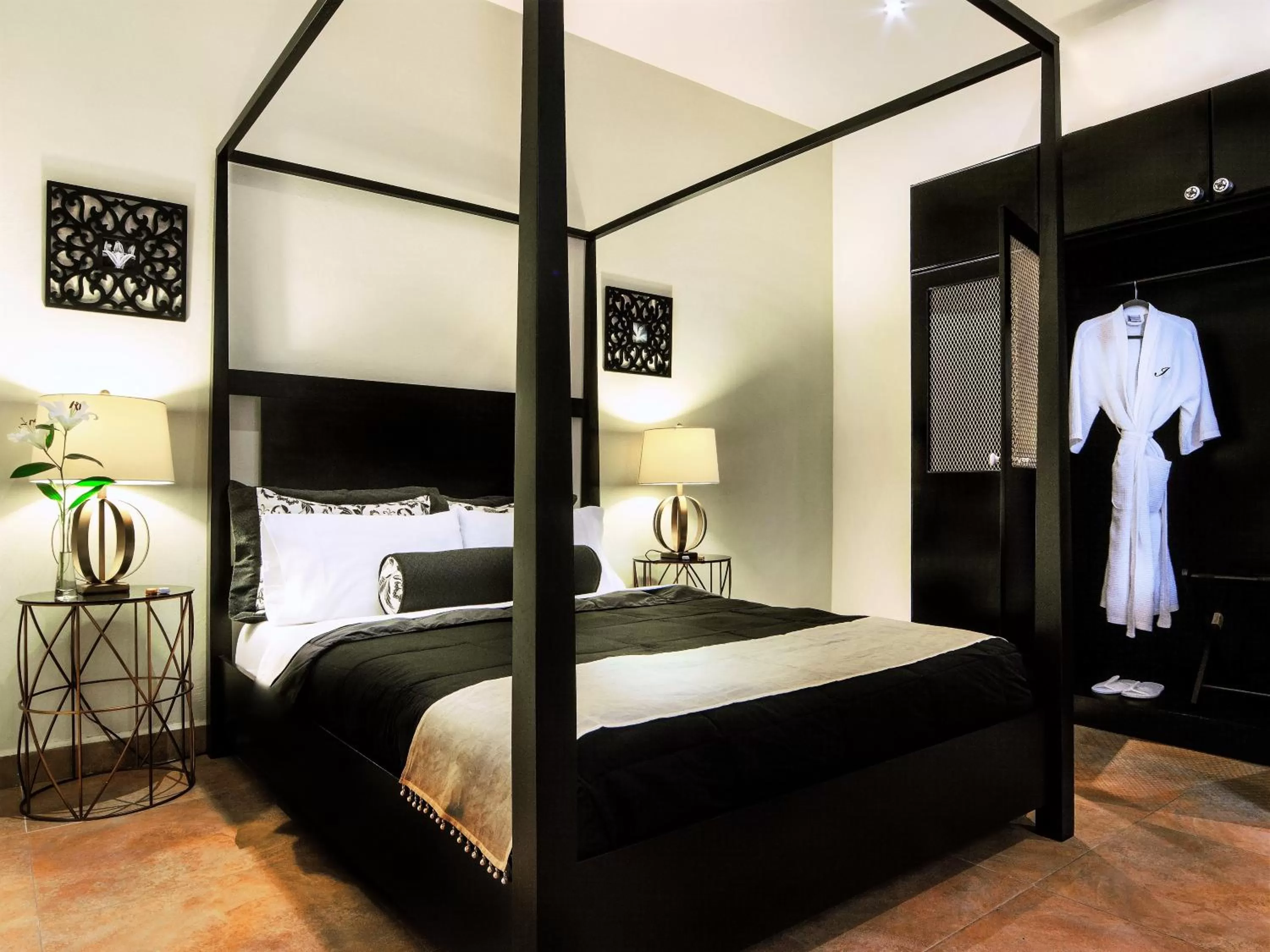 Bed in La Isabela Suites