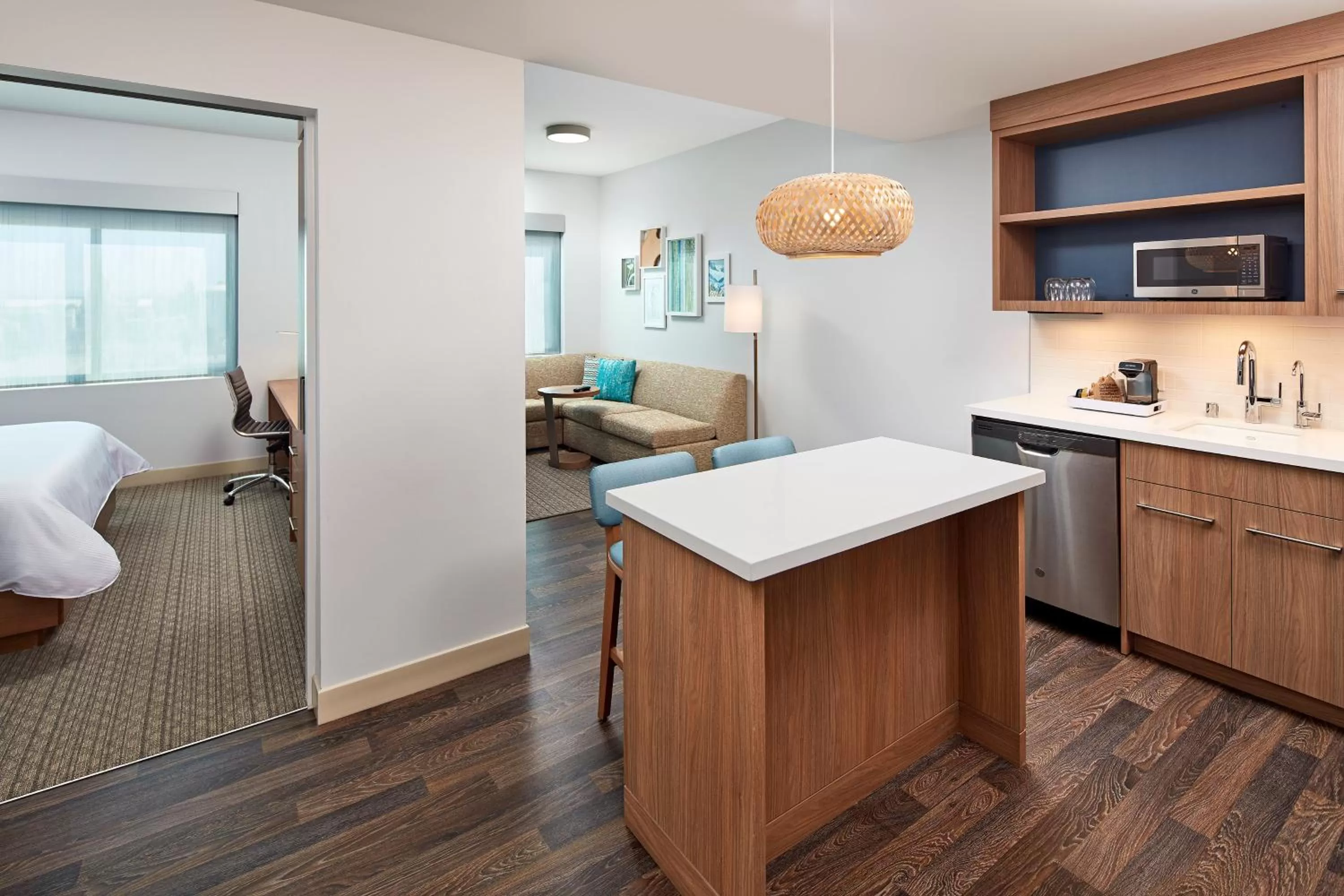 1 Bedroom Suite, 1 King, Sofa bed in Element Santa Clara