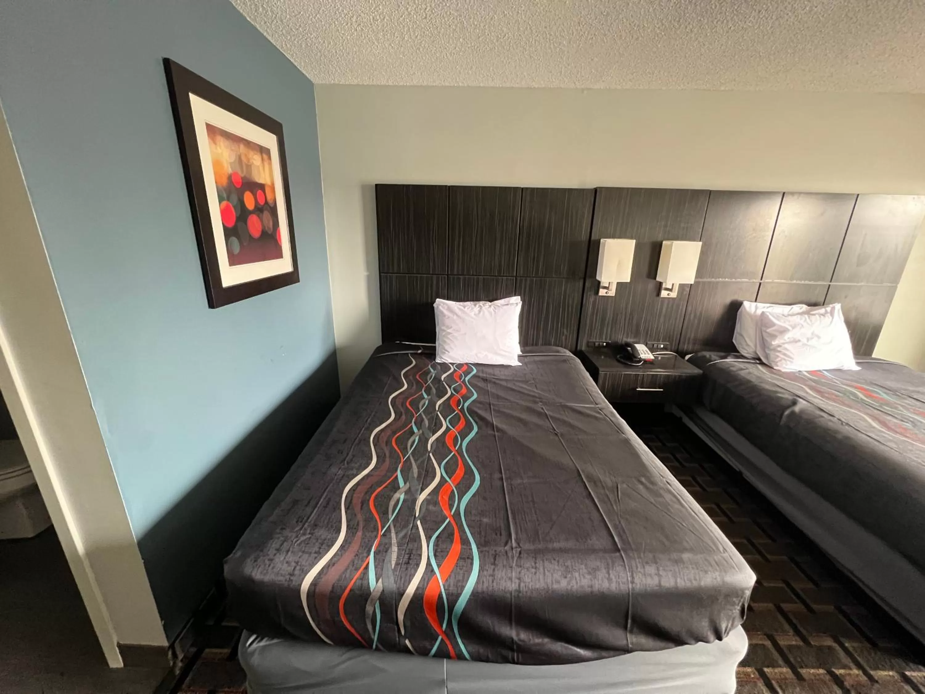 Bed in Executive Inn