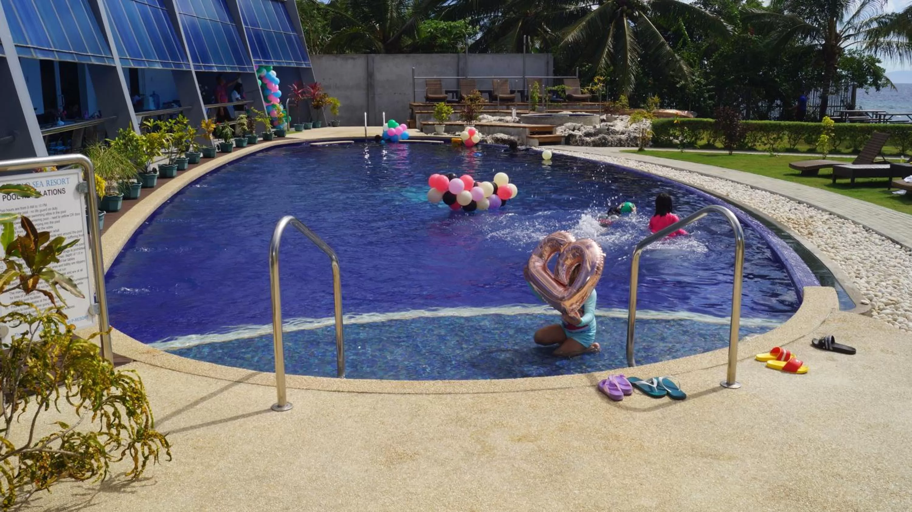 Pool view in Panglao Sea Resort - Tangnan