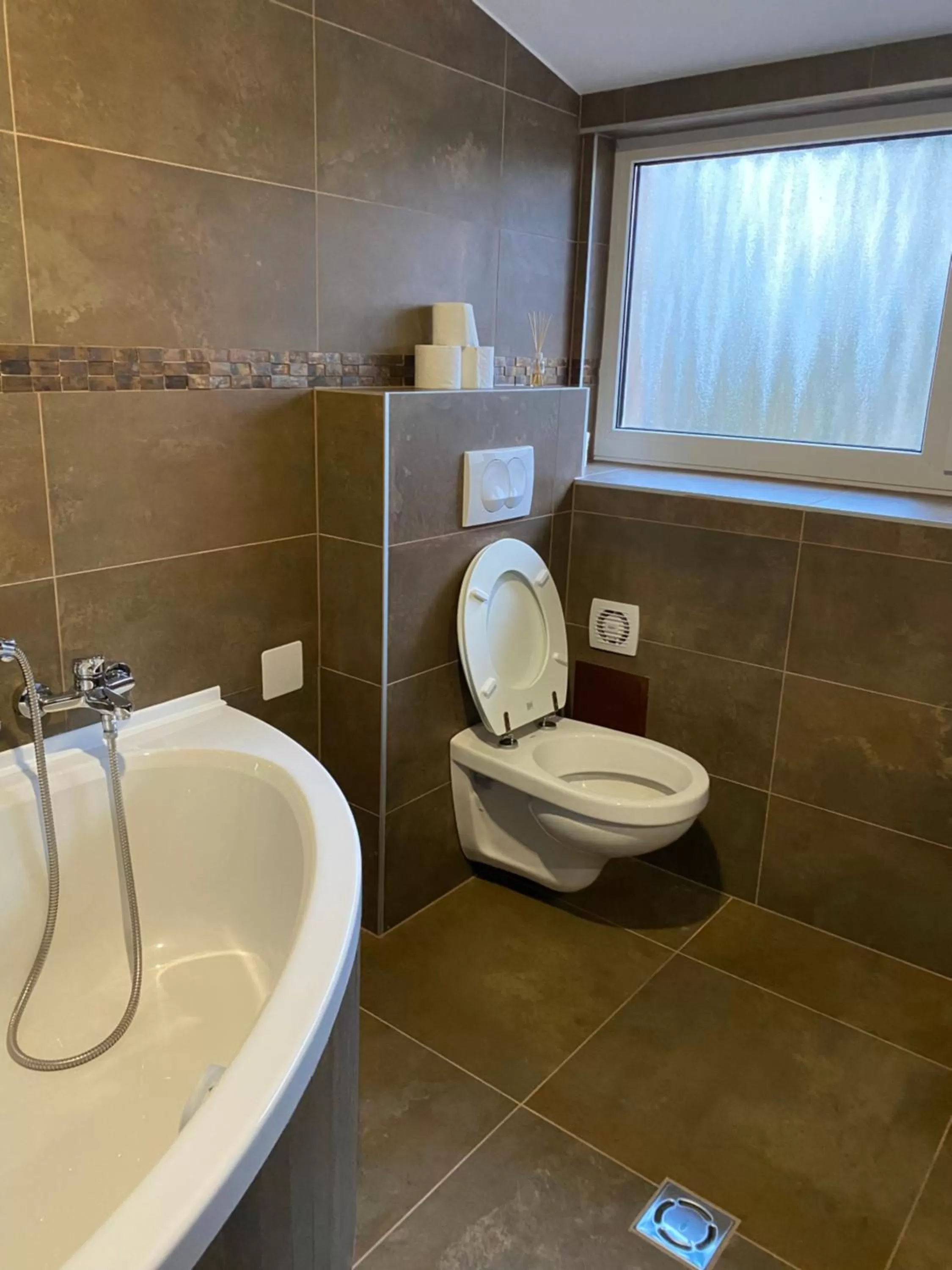 Toilet, Bathroom in A Fogadó