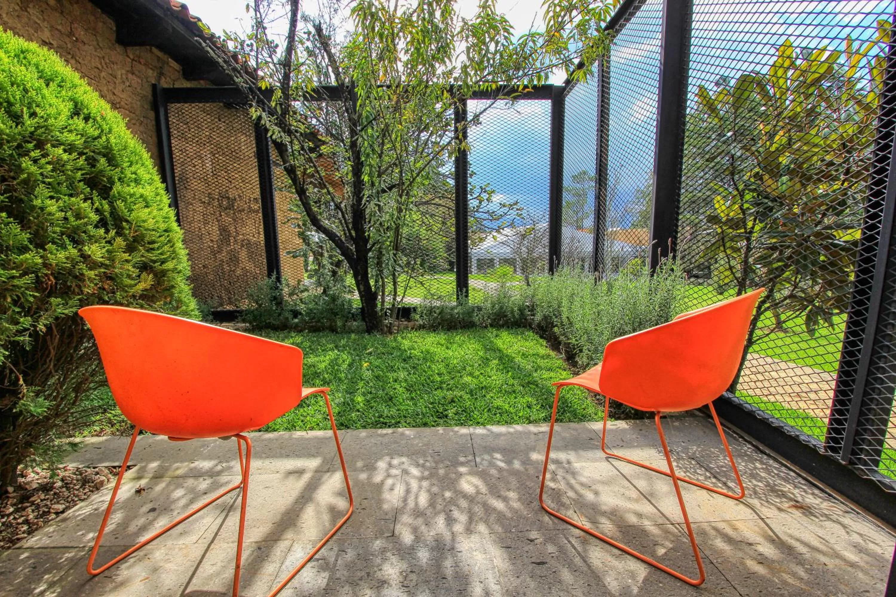 Patio, Garden in Uvence Arte + Hotel