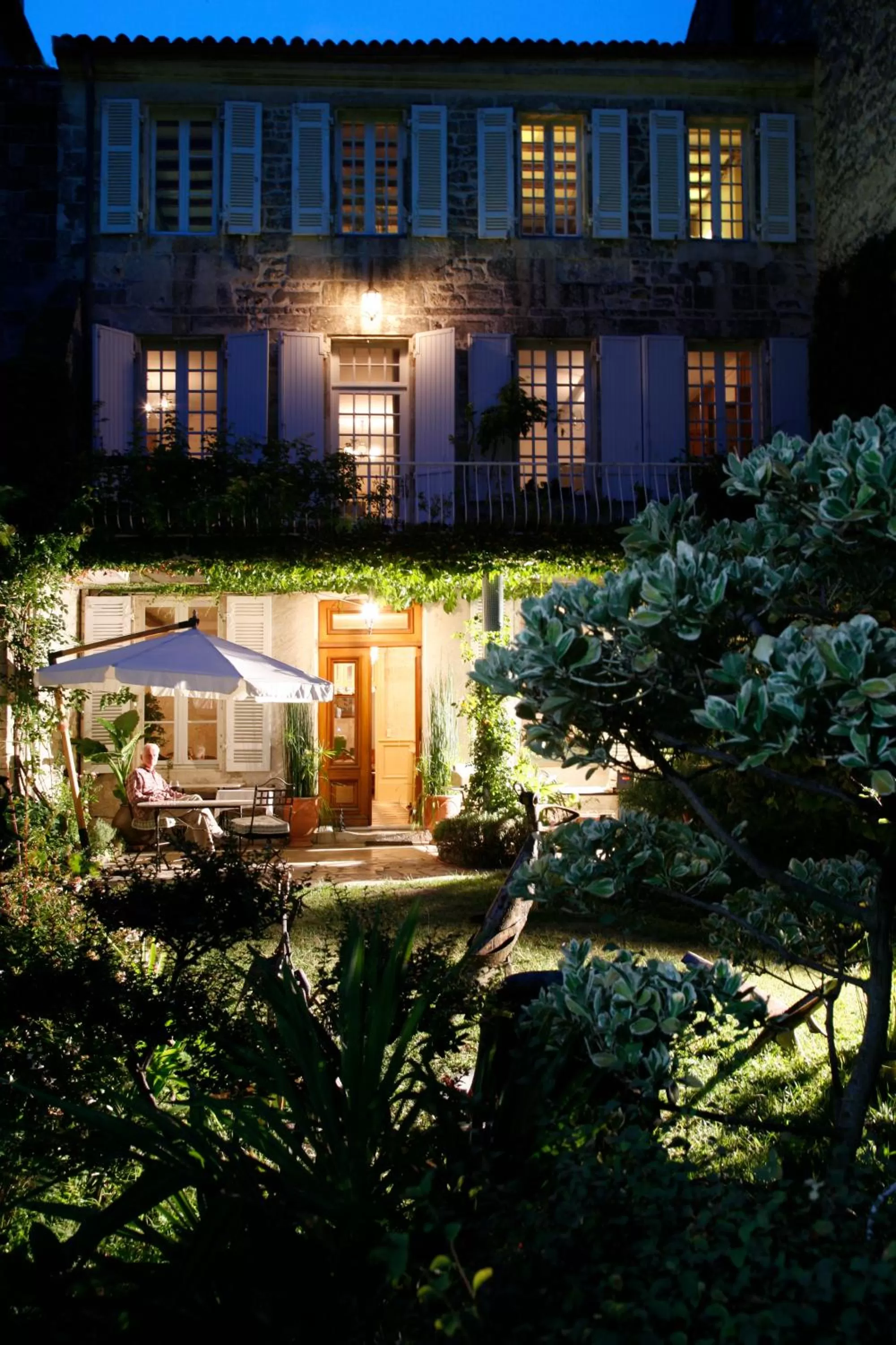 Restaurant/places to eat in La Porte Rouge - The Red Door Inn