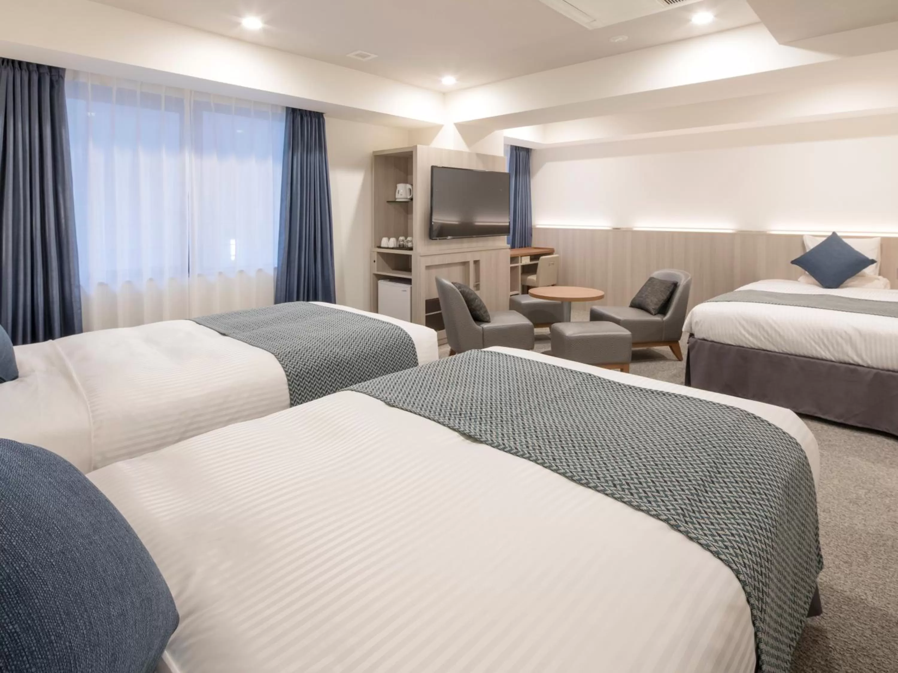 Photo of the whole room, Bed in HOTEL MYSTAYS Midosuji Honmachi