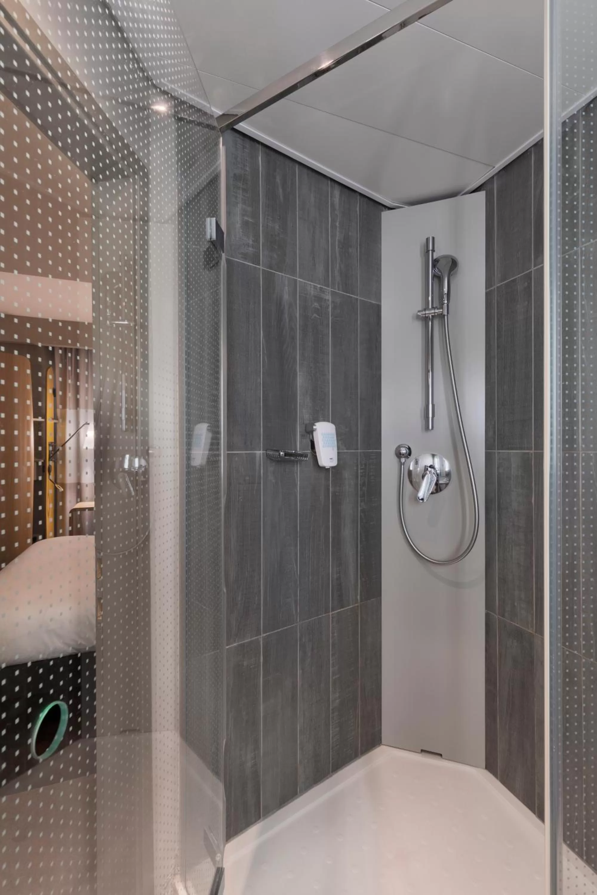 Shower in ibis Jerusalem city Center - An AccorHotels Brand