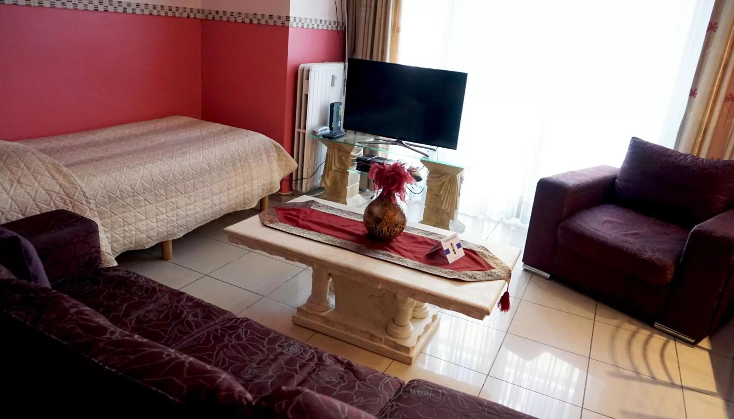 Bed in Aparthotel Résidence Bara Midi