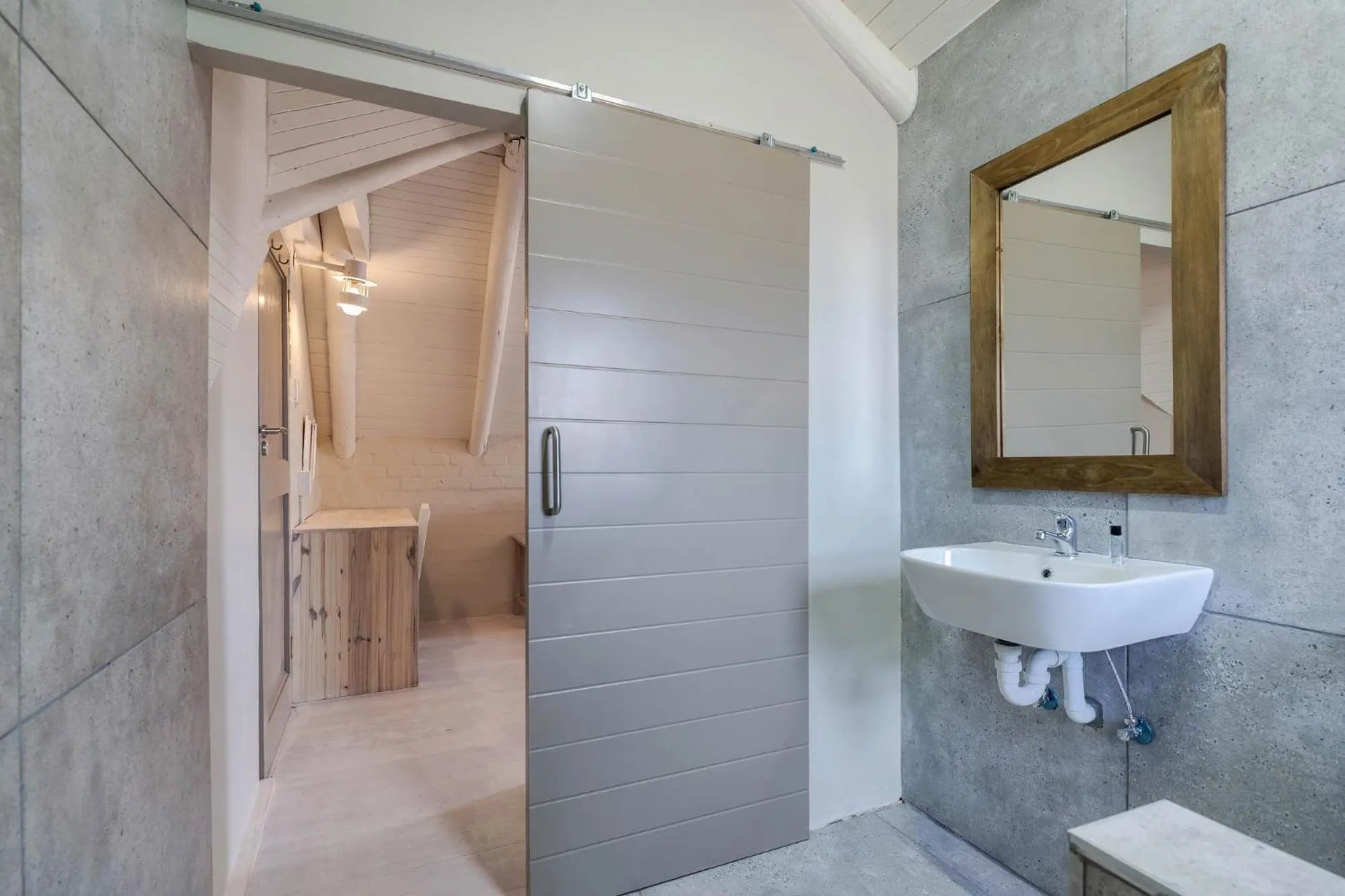 Toilet in Blue Bay Lodge