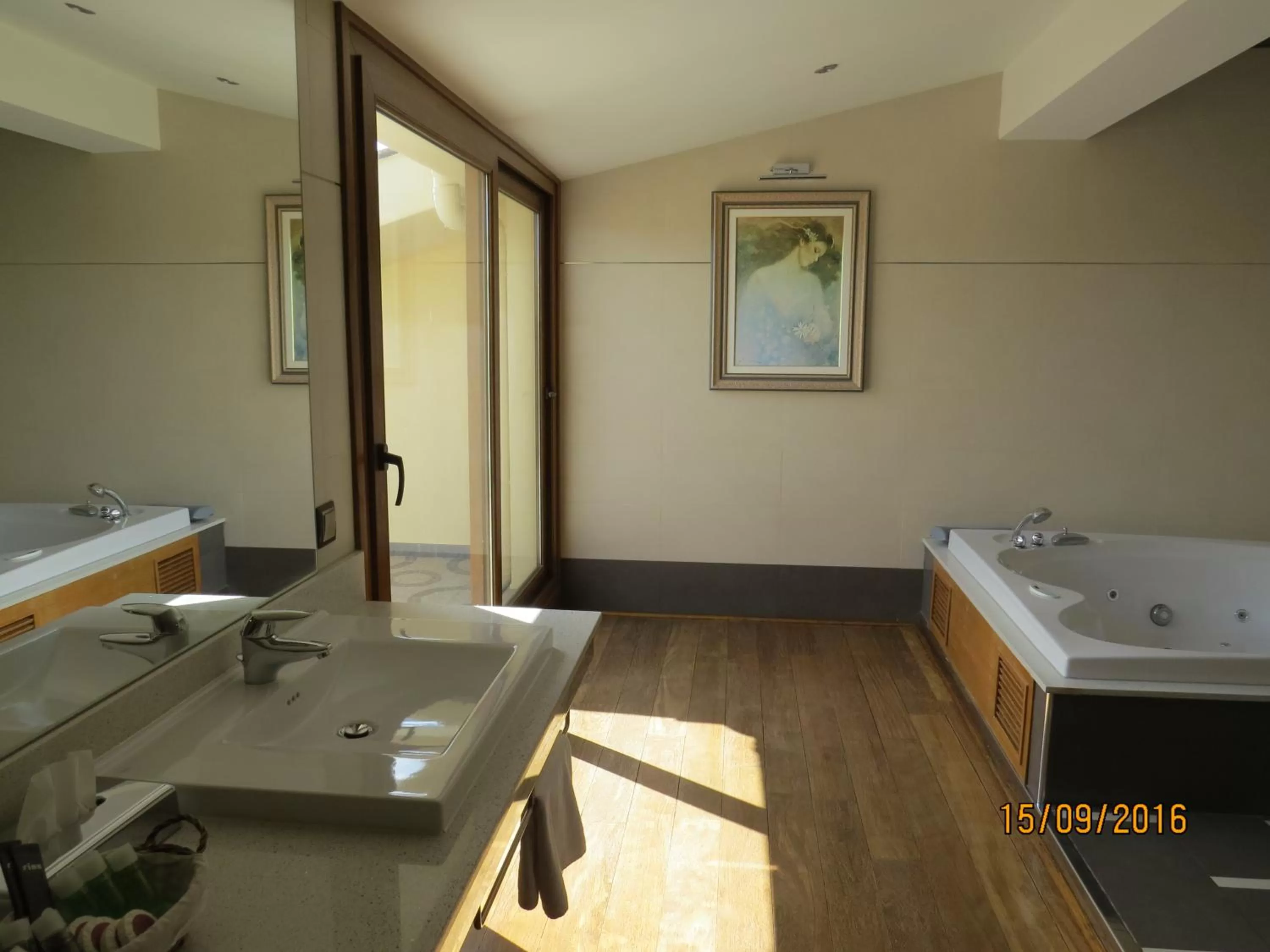 Hot Tub, Bed in Hotel Ríos