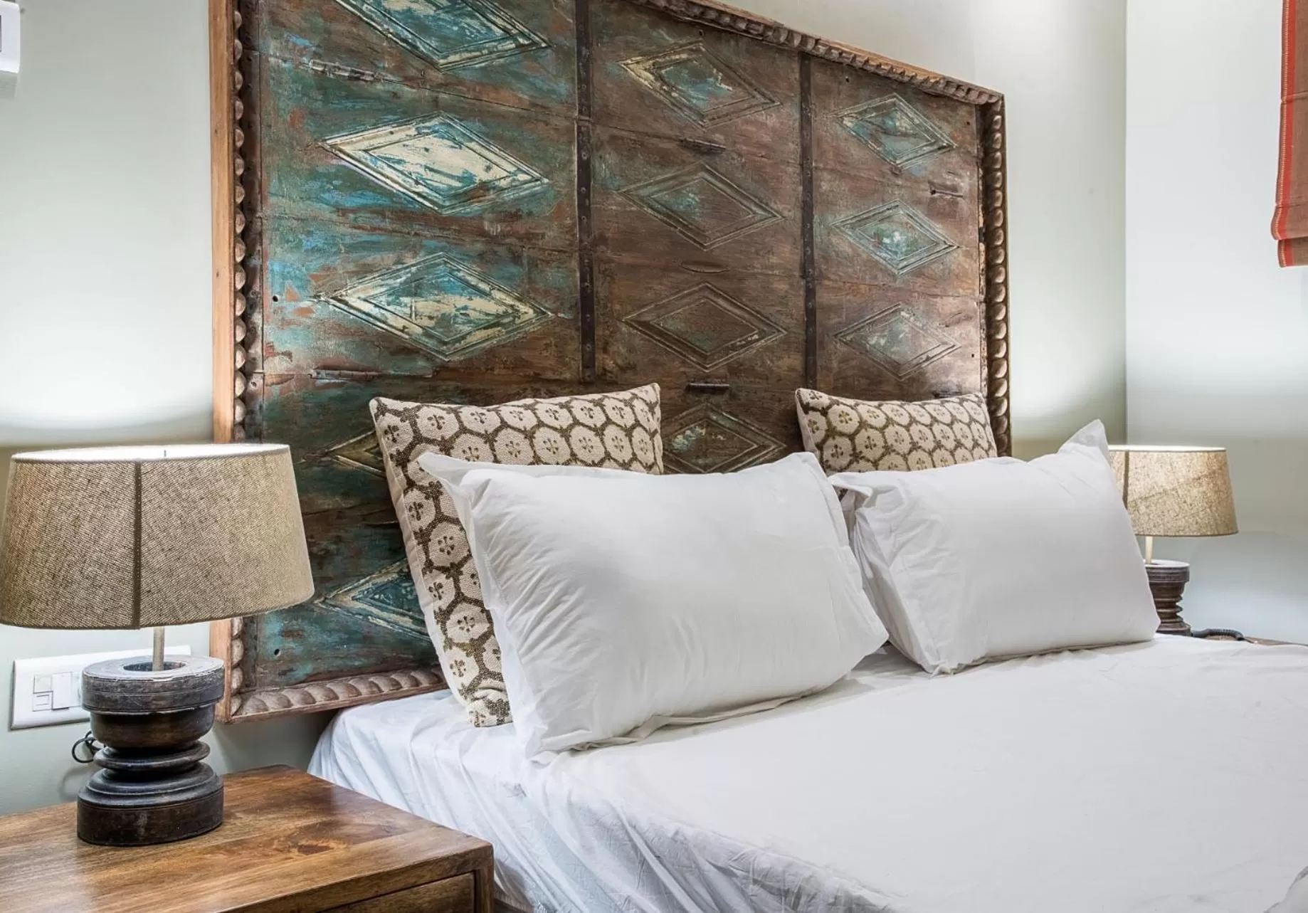 Bed in The Almond Tree