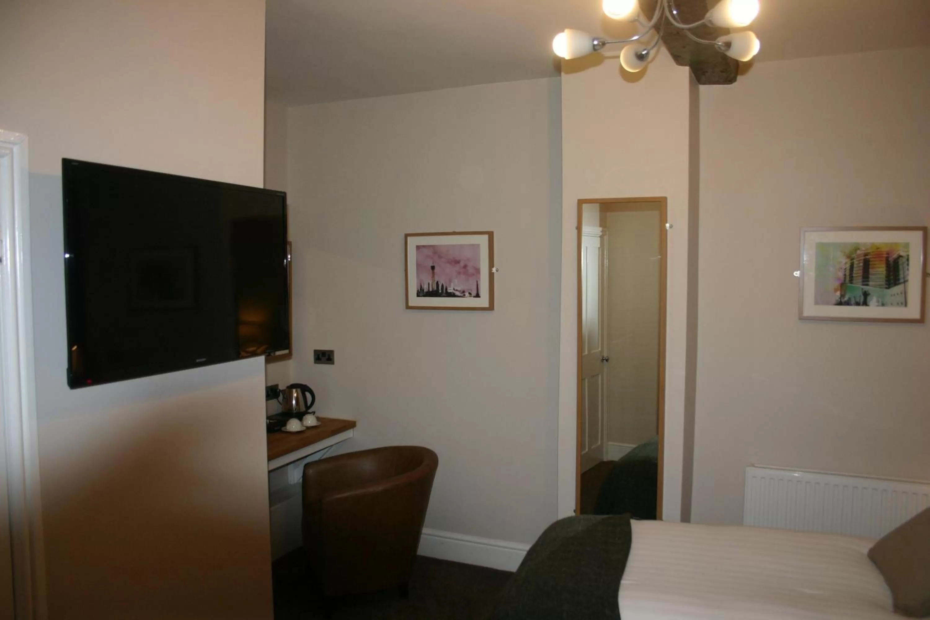 Bedroom, TV/Entertainment Center in The Station