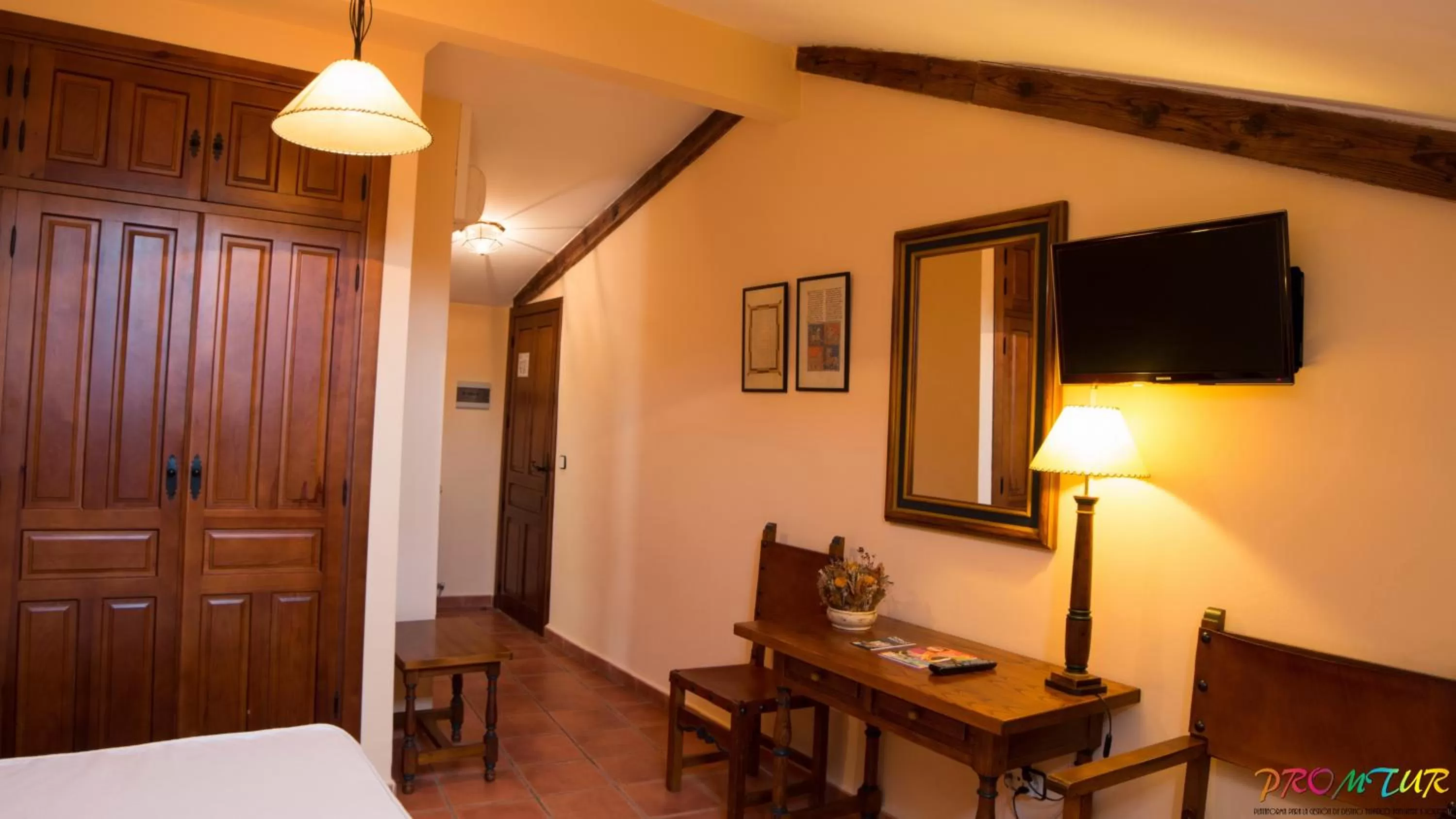 TV and multimedia, Bed in Hotel Las Cancelas