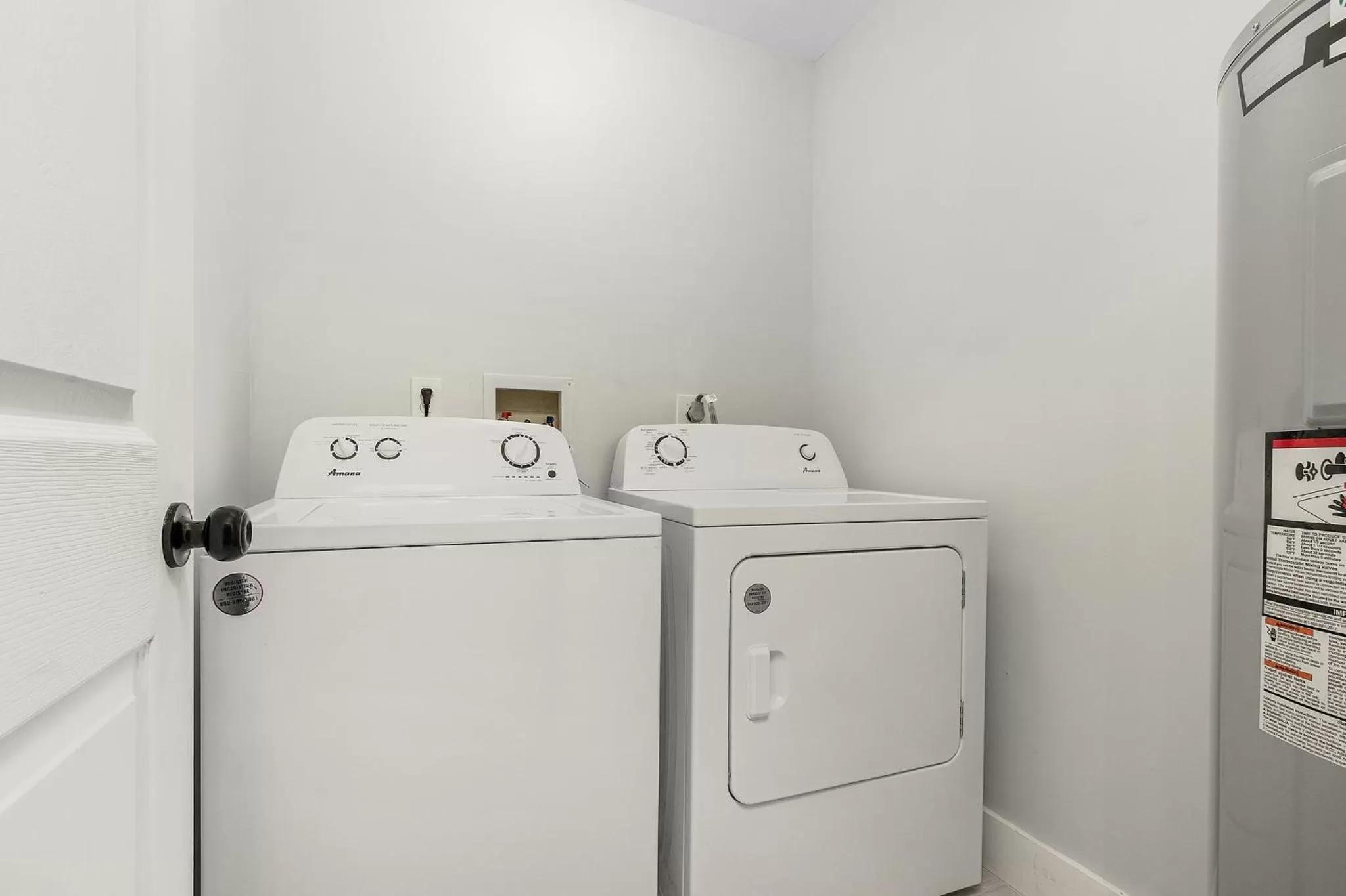 washing machine in Matlacha on Shoreview