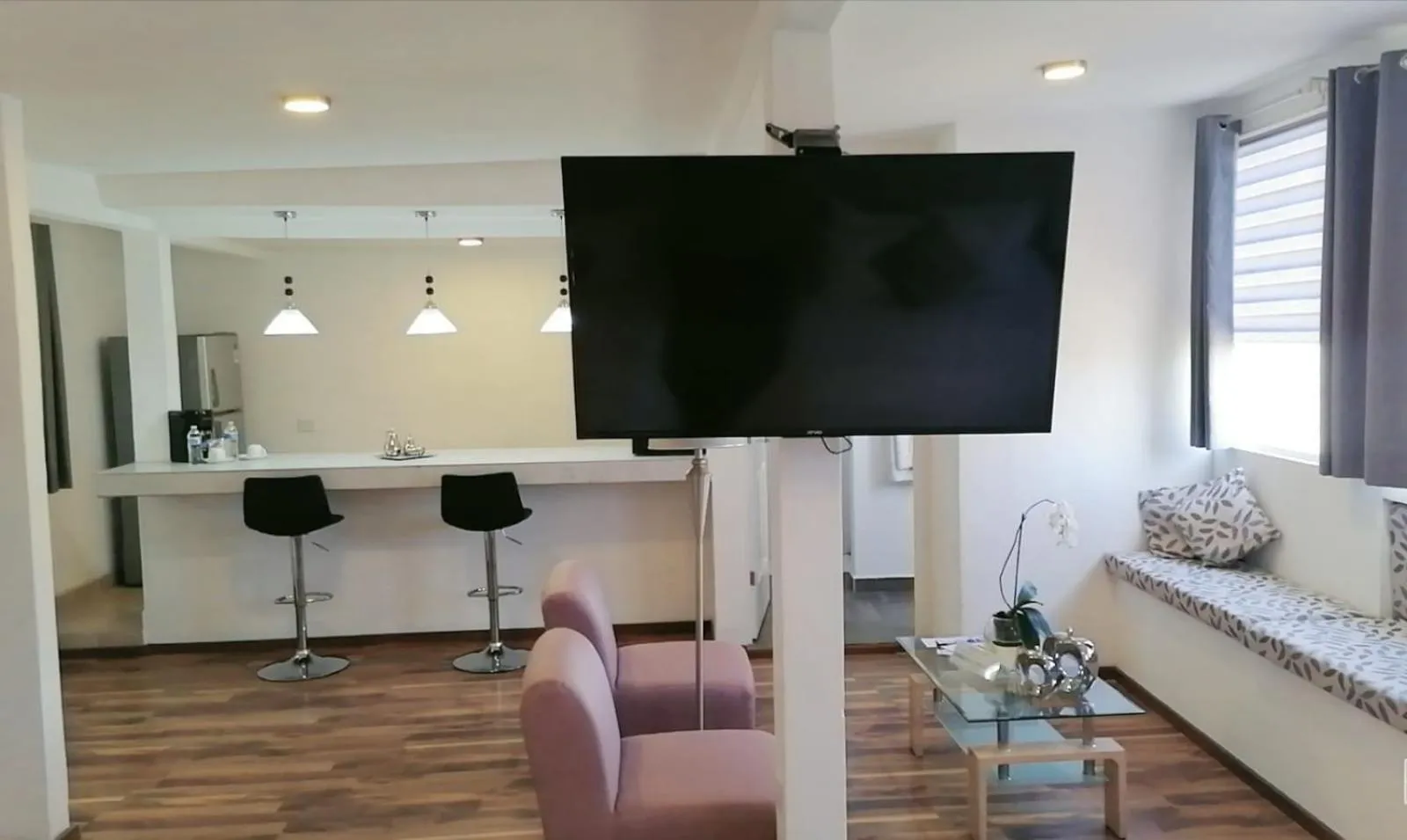 Communal lounge/ TV room in M Hoteles Concepto