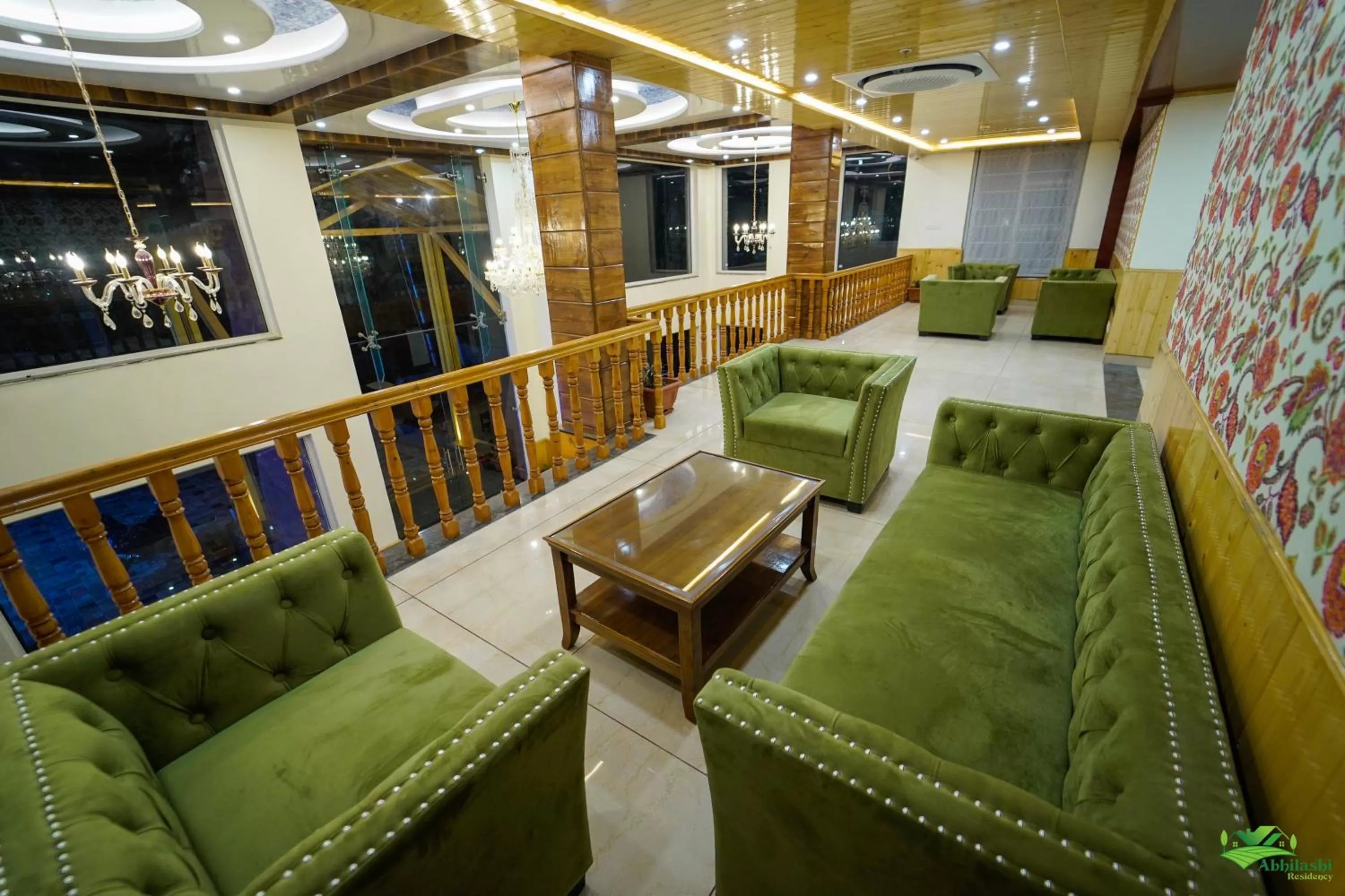 Lobby or reception in Abhilashi Residency & Spa - Centrally Heated & Air Cooled