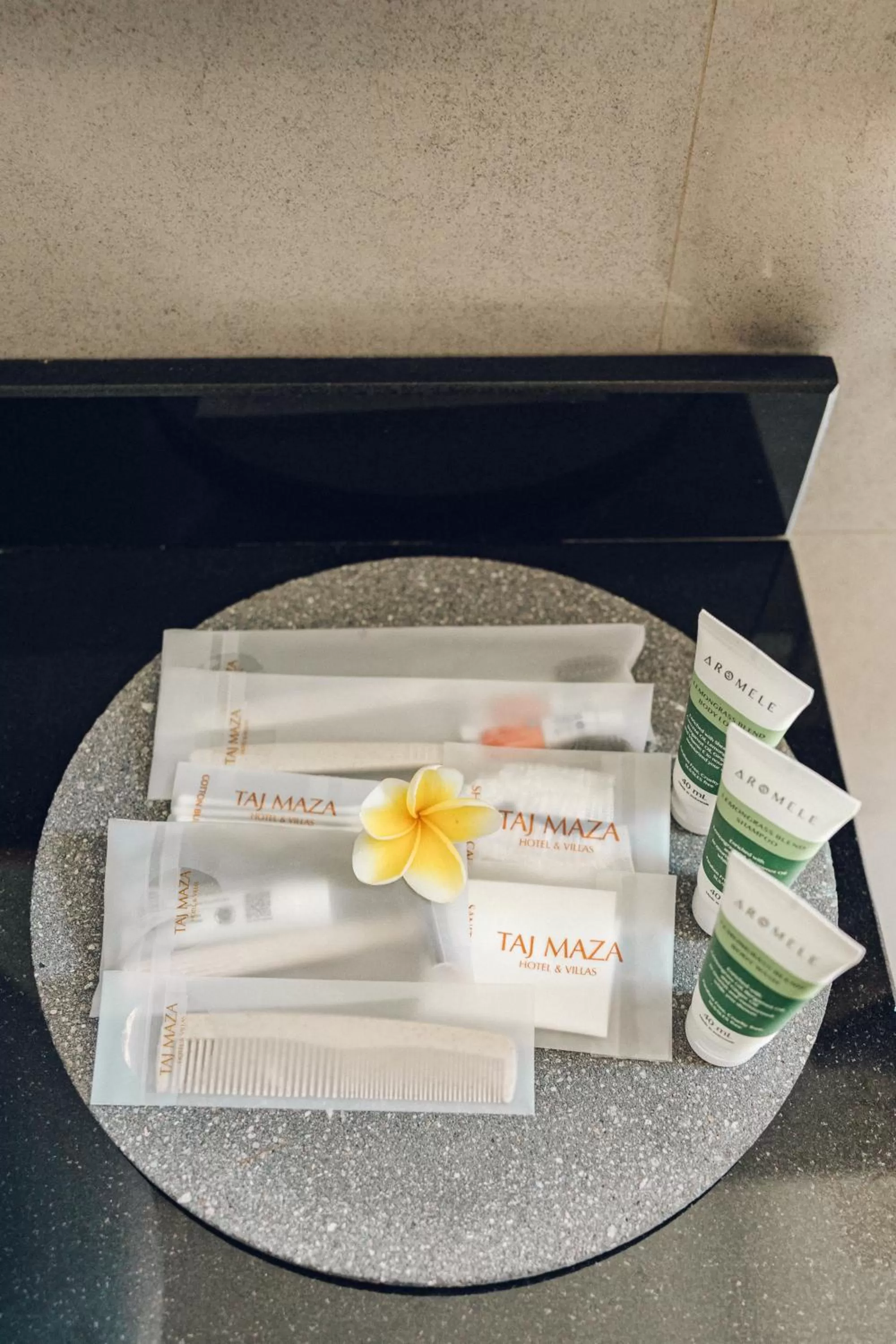 Bathroom in Taj Maza Sunset Villas