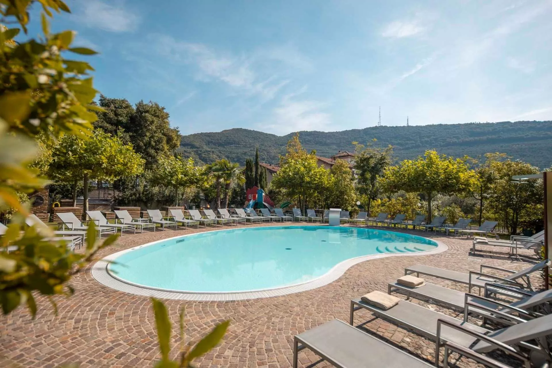 Pool view in 4 Limoni Apartment Resort