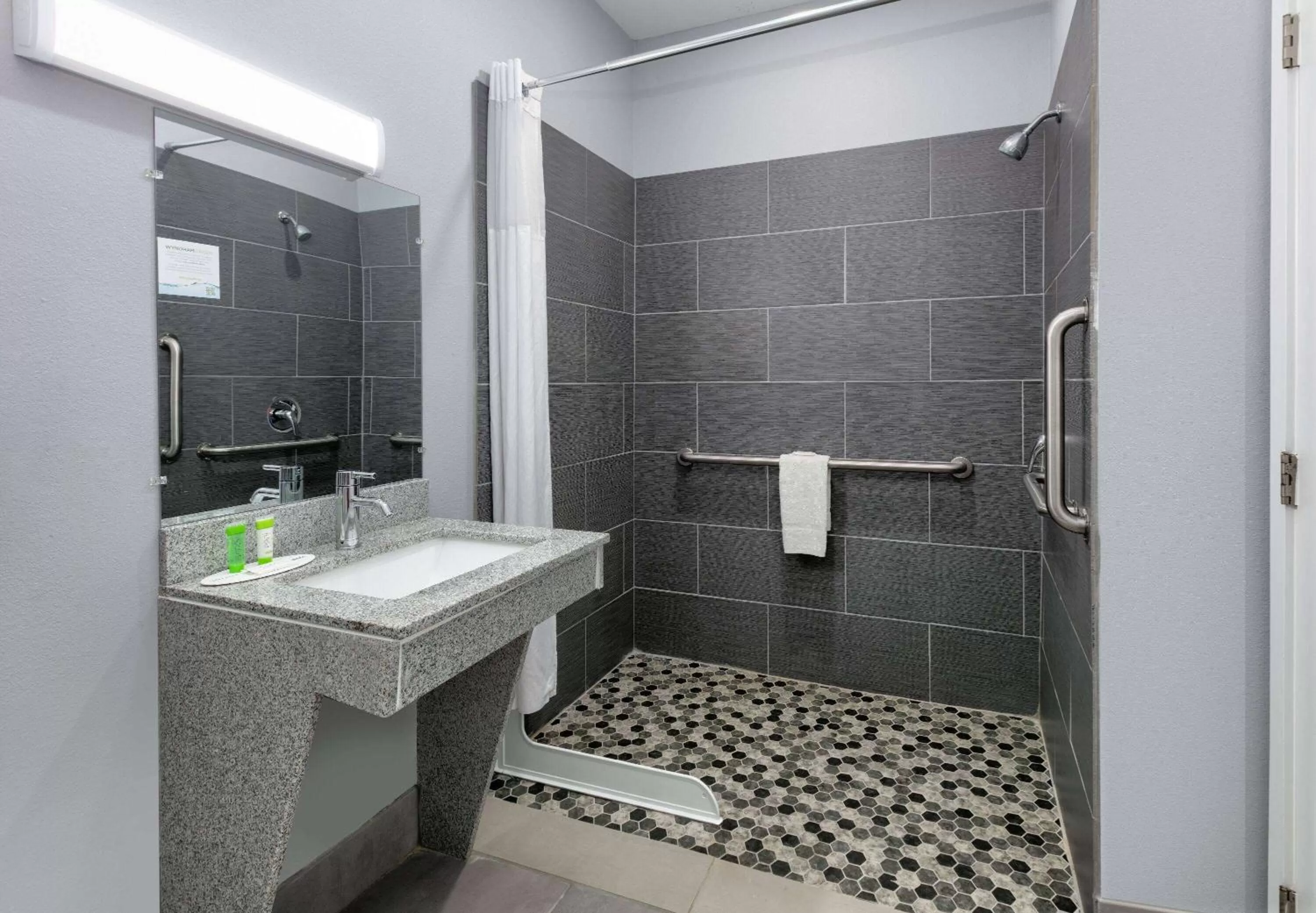 Shower in Days Inn by Wyndham Zachary LA