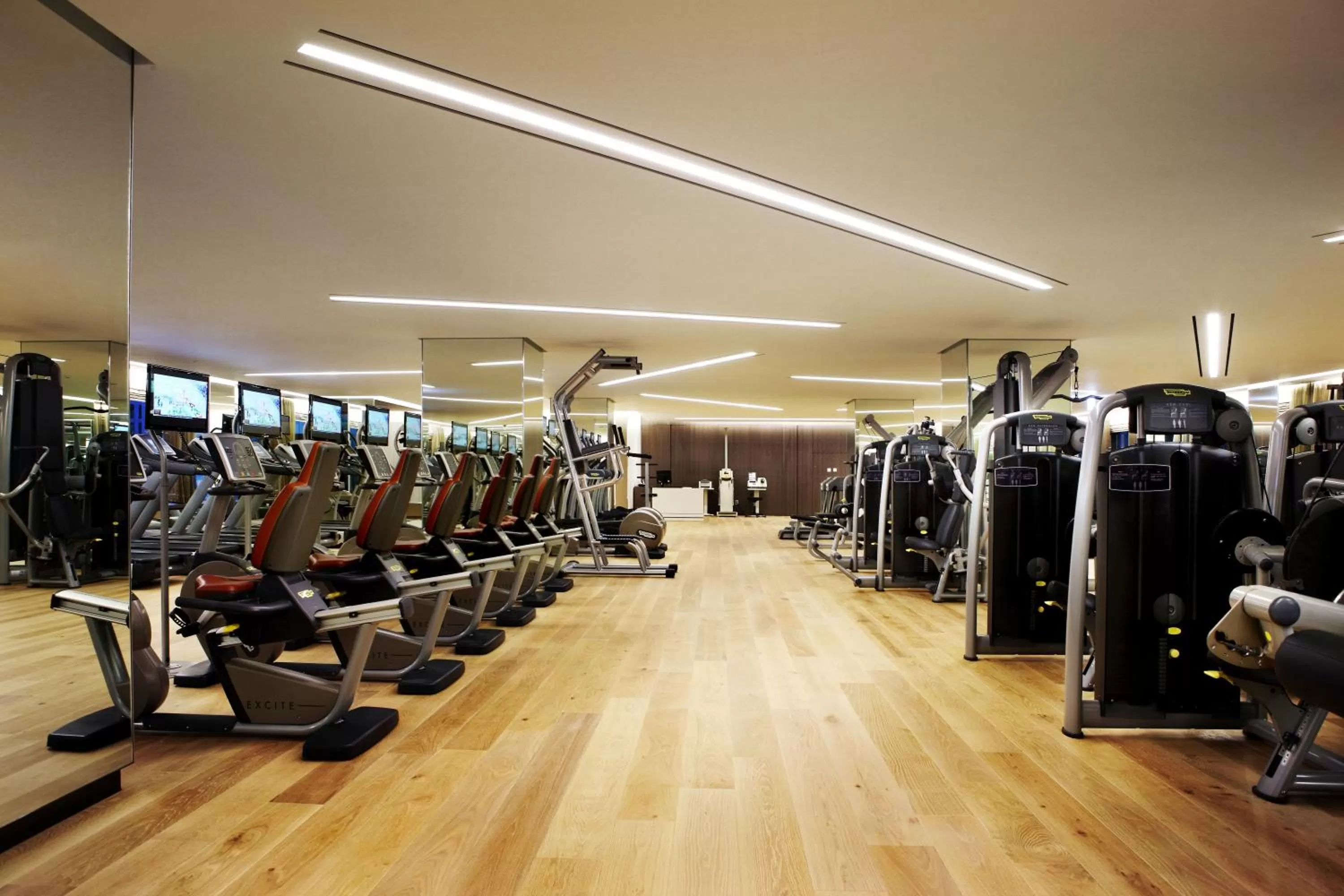 Fitness centre/facilities in Lotte Hotel Seoul