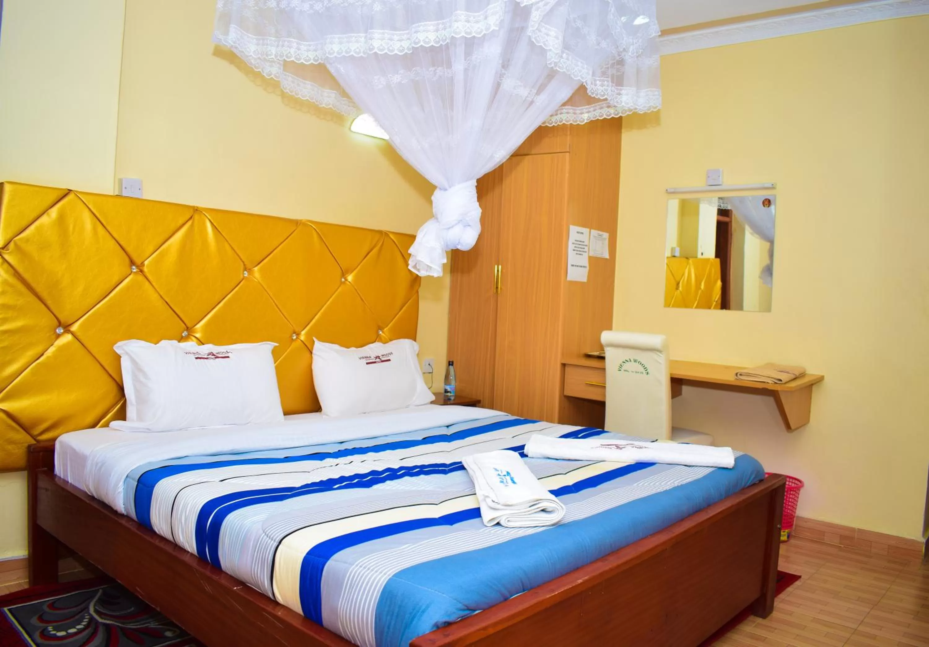 Bed in Vienna Woods Hotel Nakuru