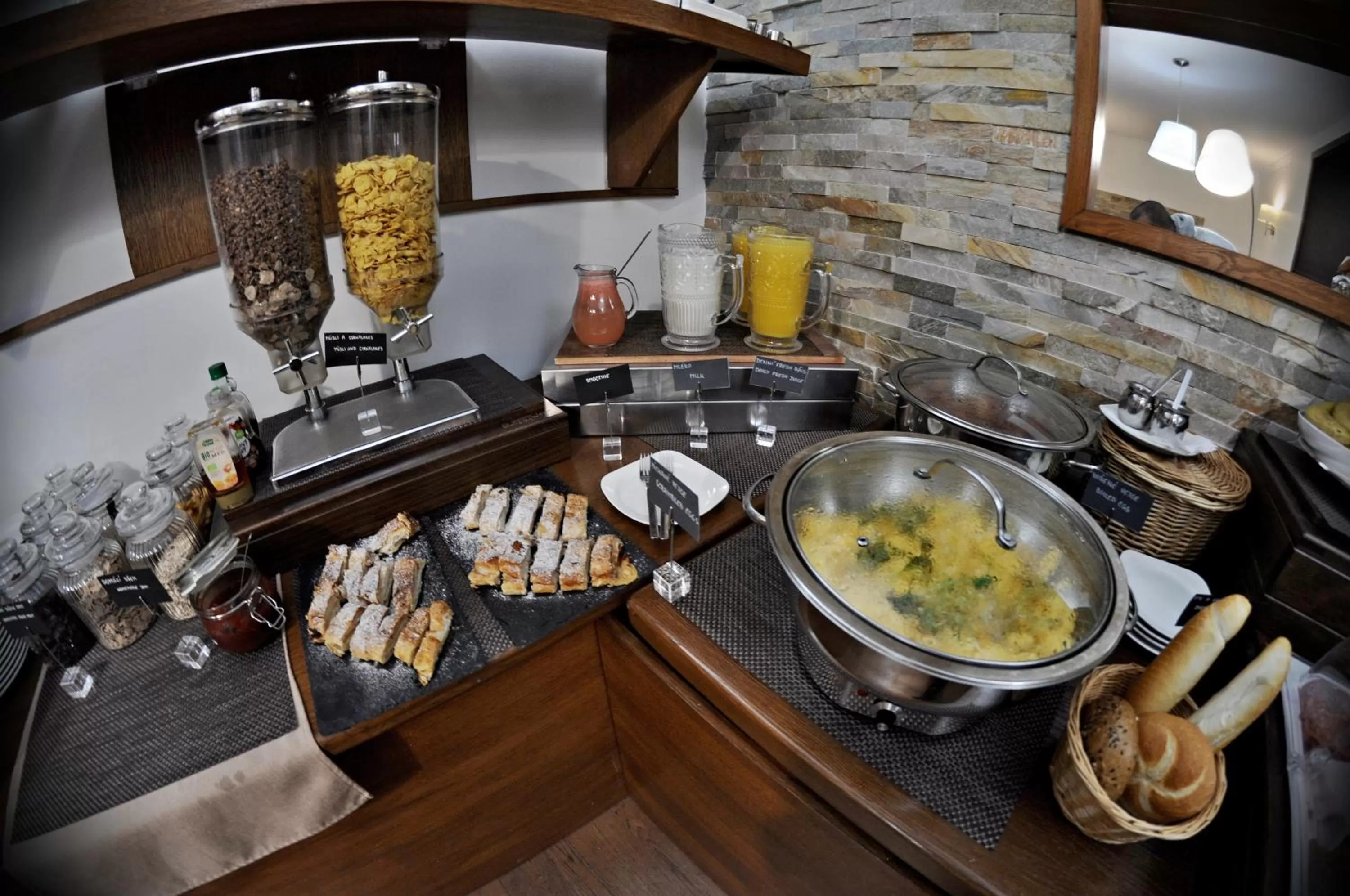 Restaurant/places to eat in Wellness Hotel Beethoven